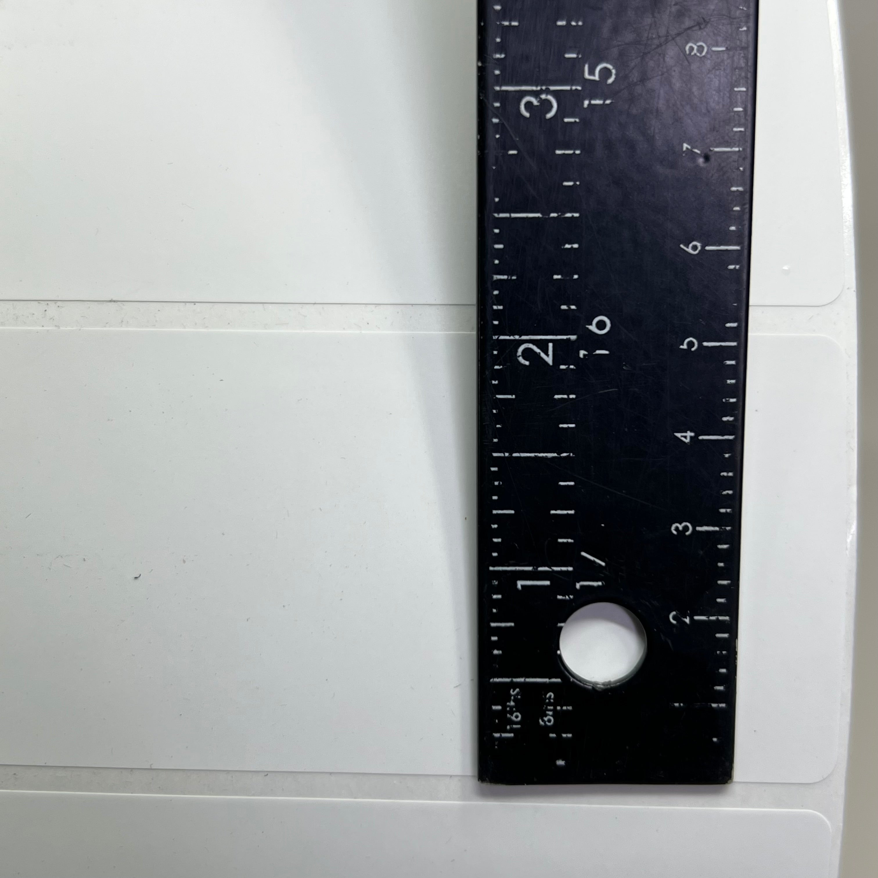 Roll Low Blank Labels 14OD (11000 Labels) Sz 4" L X 2" W White F030041
