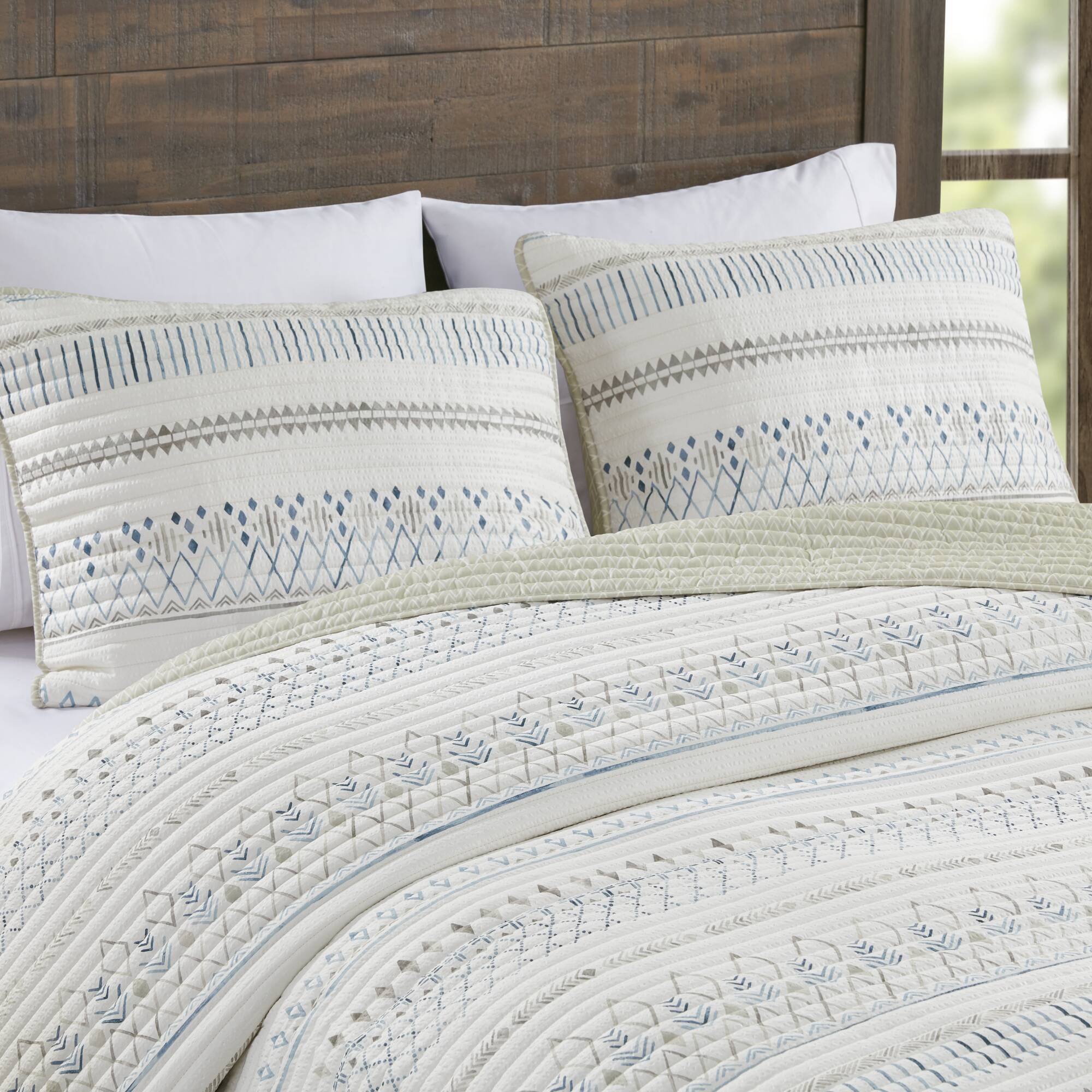3 Piece Seersucker Quilt Set Taupe Blue King Cal King