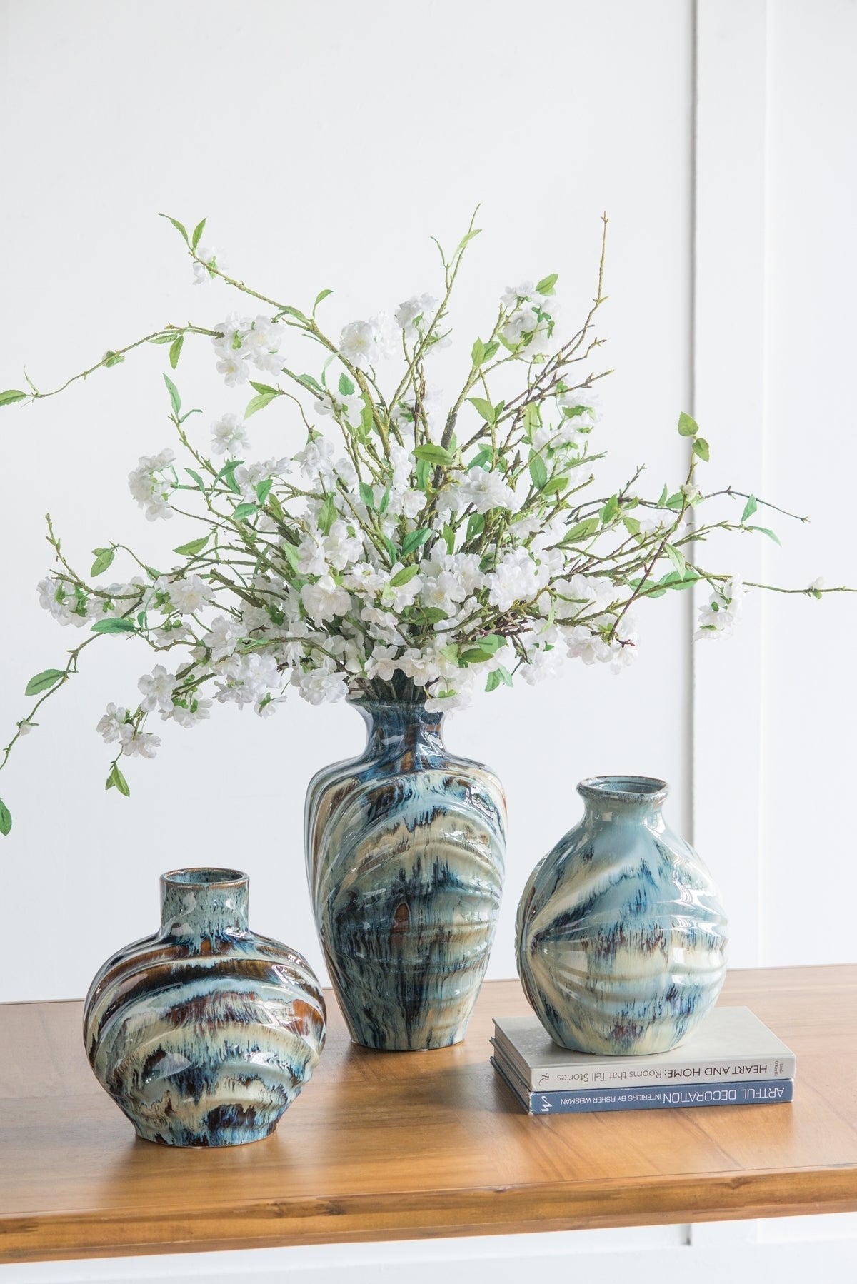 D8.7x15.5' Blue and Brown Reactive Glazed Vase