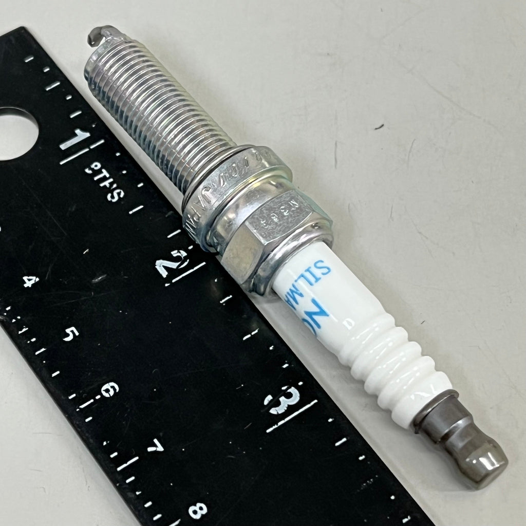 HONDA Spark Plug CRF250 R CRF250 RX CRF250RX CRF450L CRF450R OEM 31909-MEN-A31