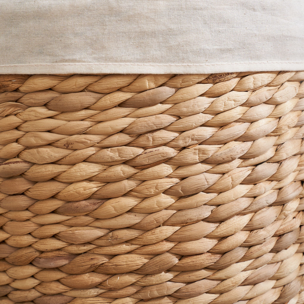 Ludmilla Round Tall Water Hyacinth Woven Wicker Laundry Hamper With Lid - For Clothes, Toys And Book Storage With Removable Liner - 18" X 18" X 23" - Natural Brown