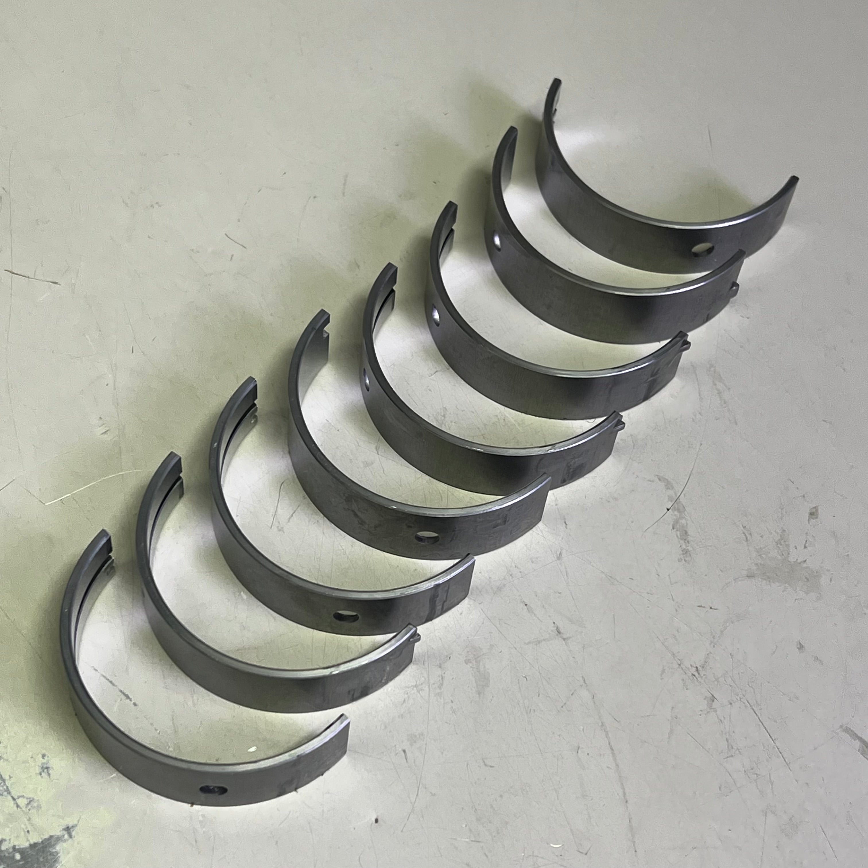 MAHLE Clevite Engine Crankshaft Main Bearing Set Made In USA Direct Fit MS-2205A