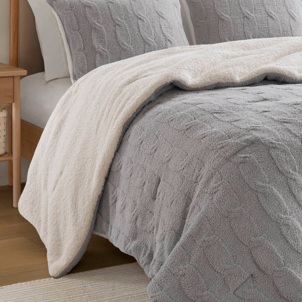 3 Pieces Full/Queen Cable Knit Chenille Comforter Set Gray