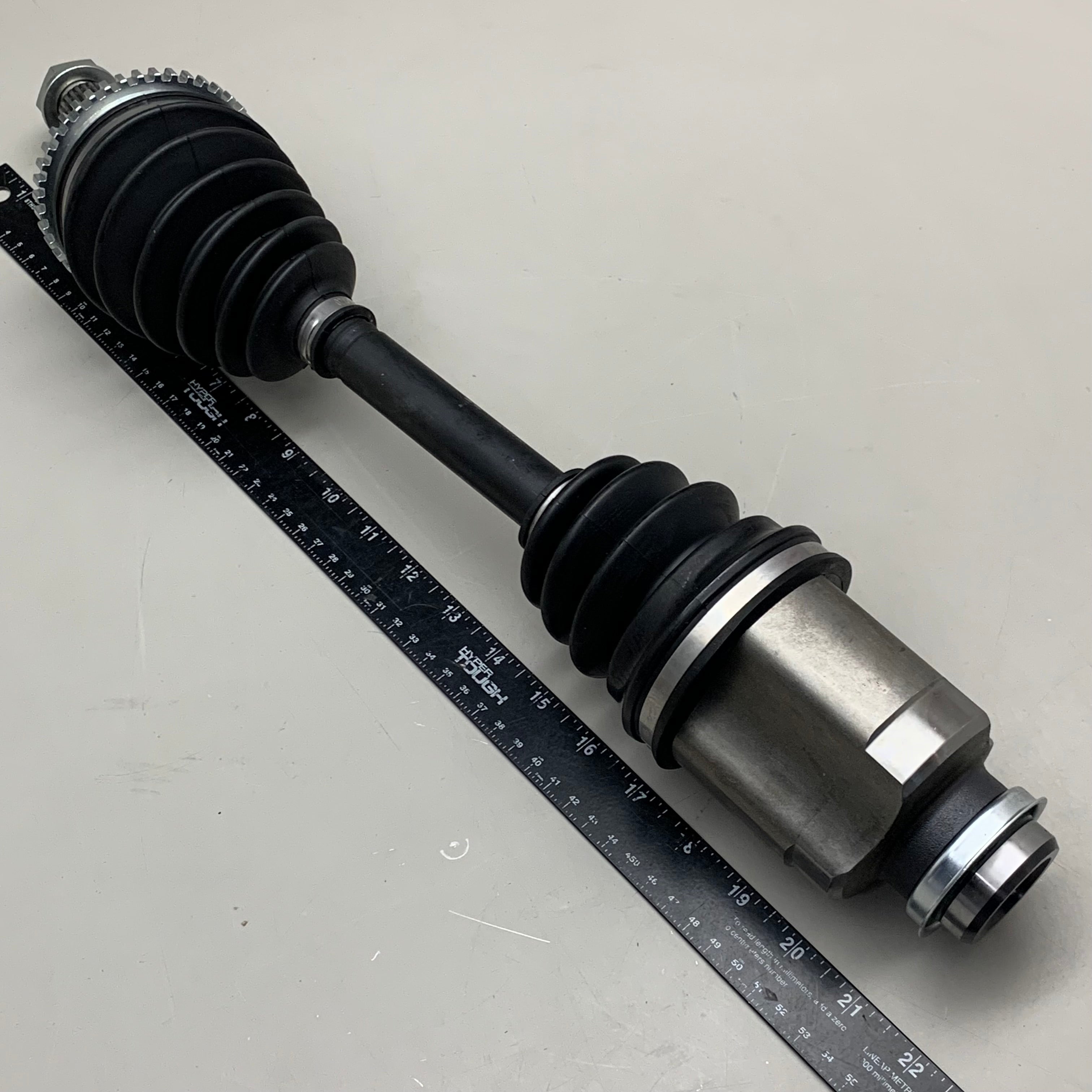 NAPA CV Drive Axle Grooved 28 Spline 20.61" for Ford/Lincoln/Mercury 94-9196