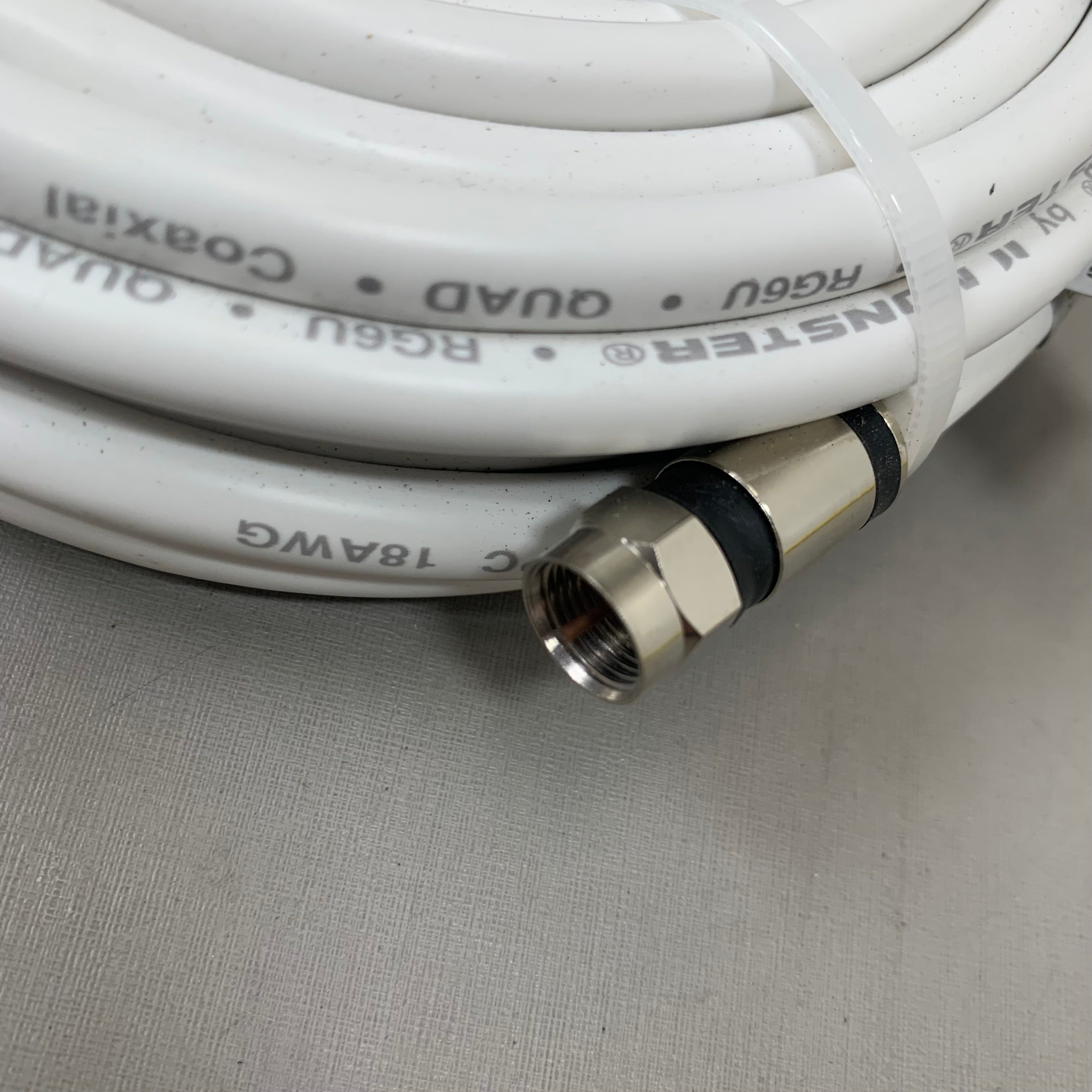 MONSTER RG6 Quad Coax Satellite Tv Cable 25ft White 140033-00