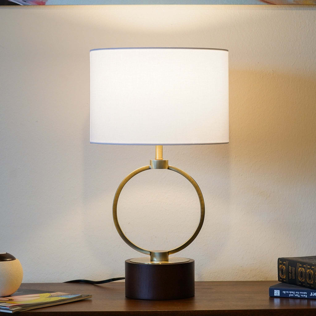 Nordic Home Creative Bedroom Table Lamp with Grid Metal Circular Design