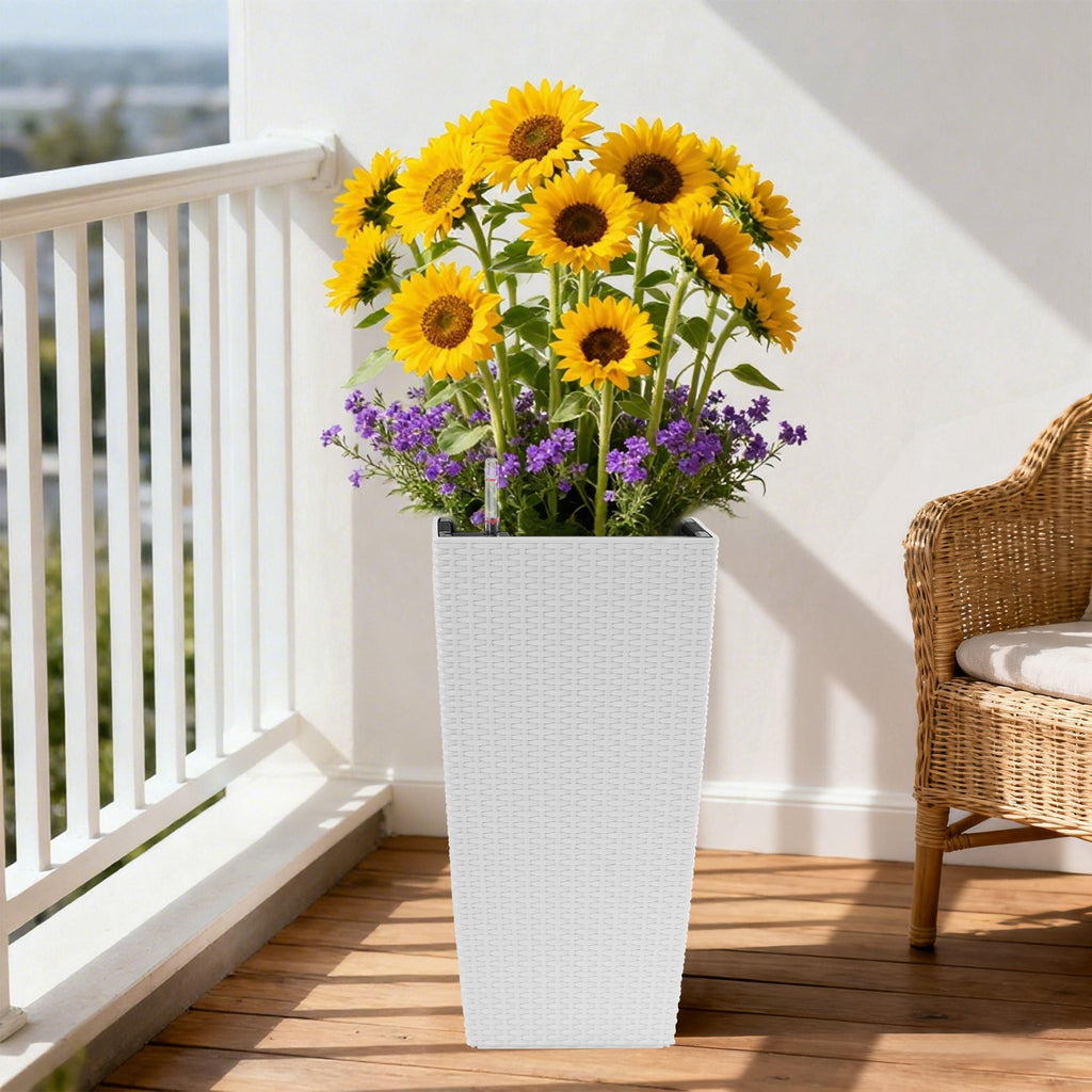 Indoor Outdoor Planter With Automatic Watering System