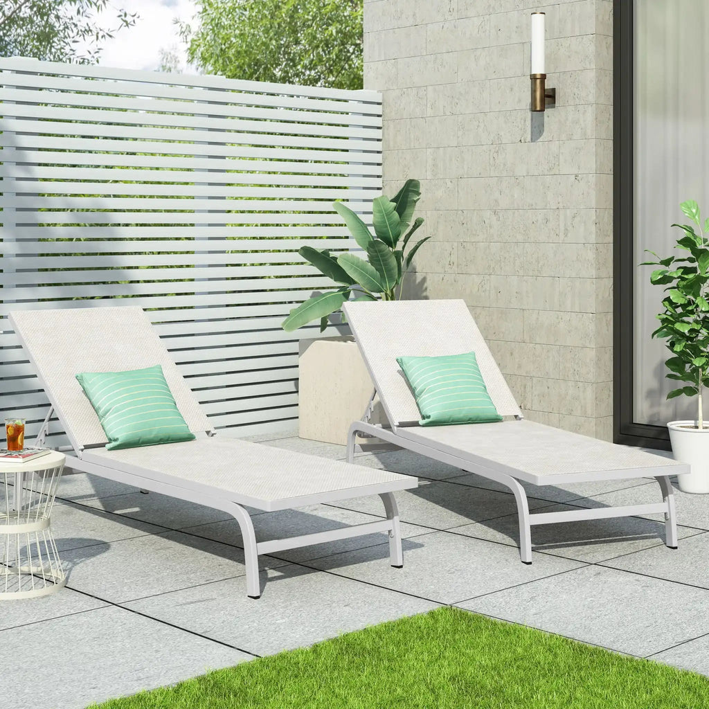 Finn Contemporary Chaise Lounge for Outdoor Relaxation