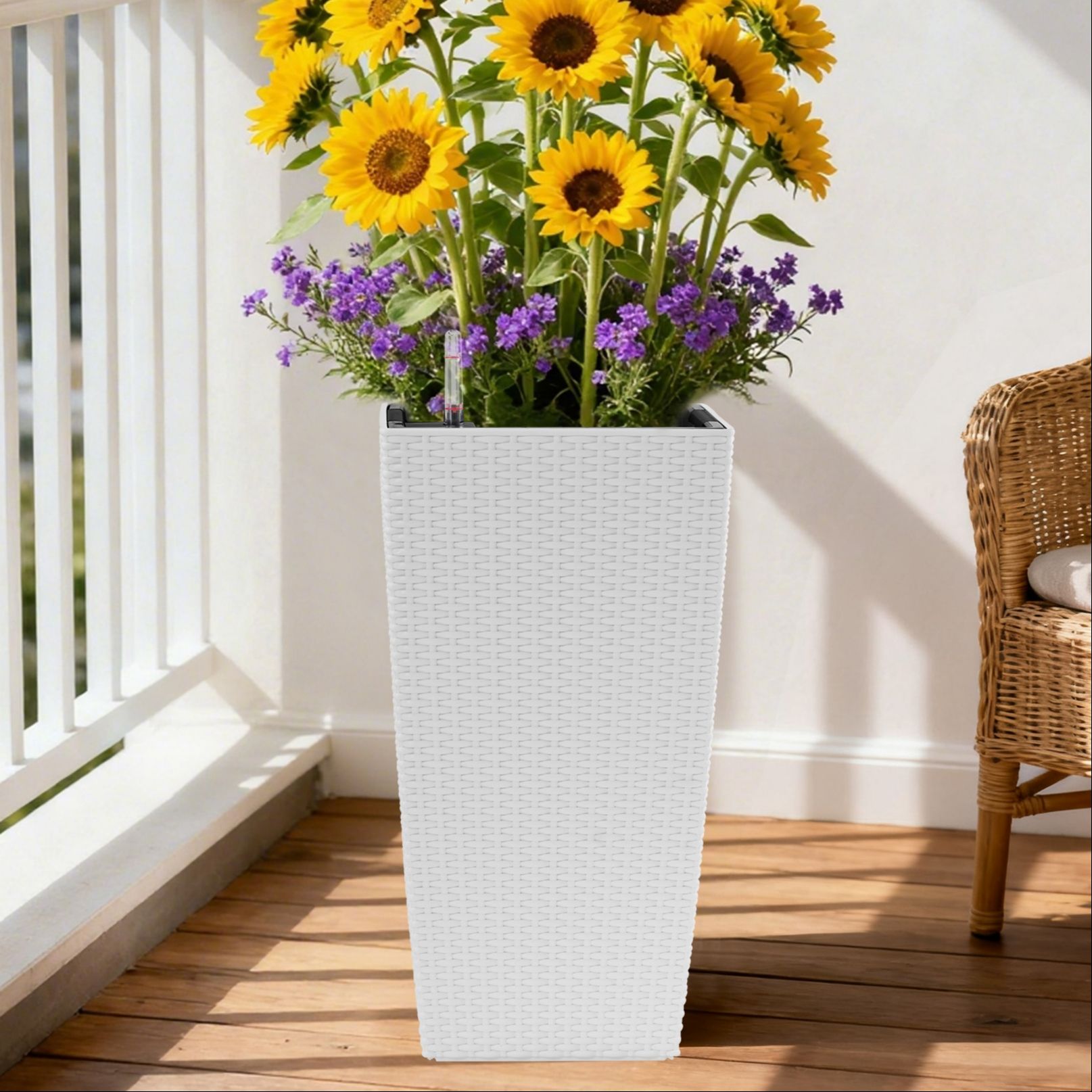 Indoor Outdoor Planter With Automatic Watering System