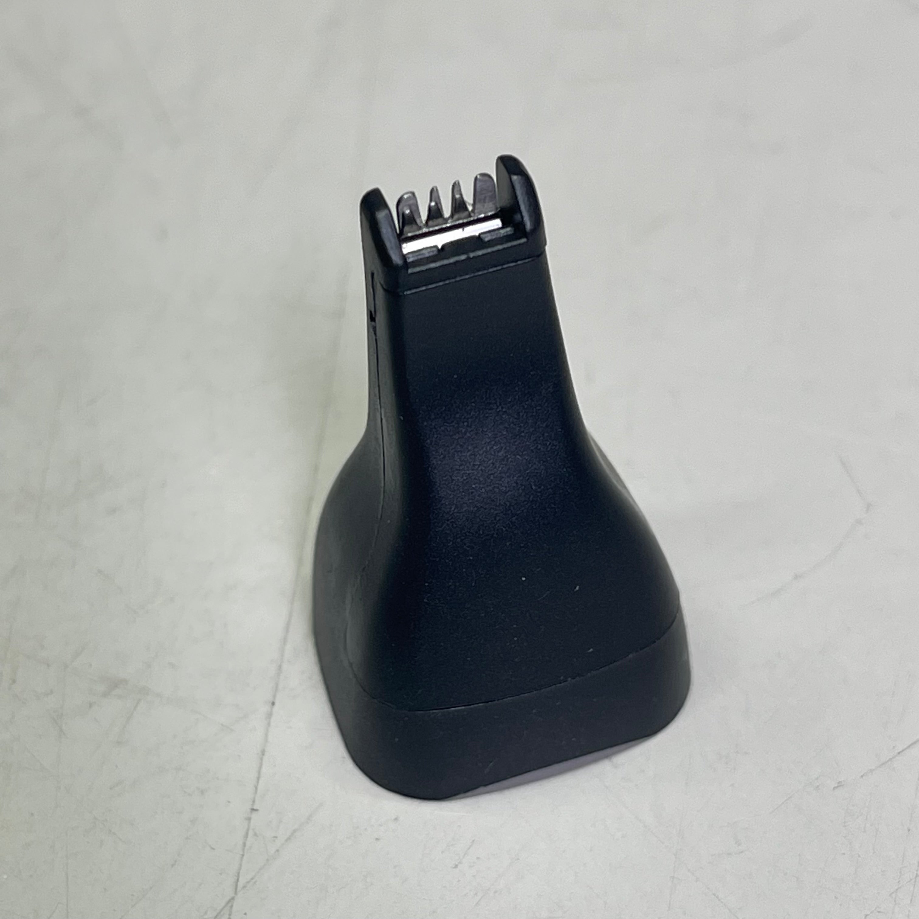 WAHL Groomsman Rechargeable Trimmer Precision Detailer Nose Eyebrow Neckline 3023284