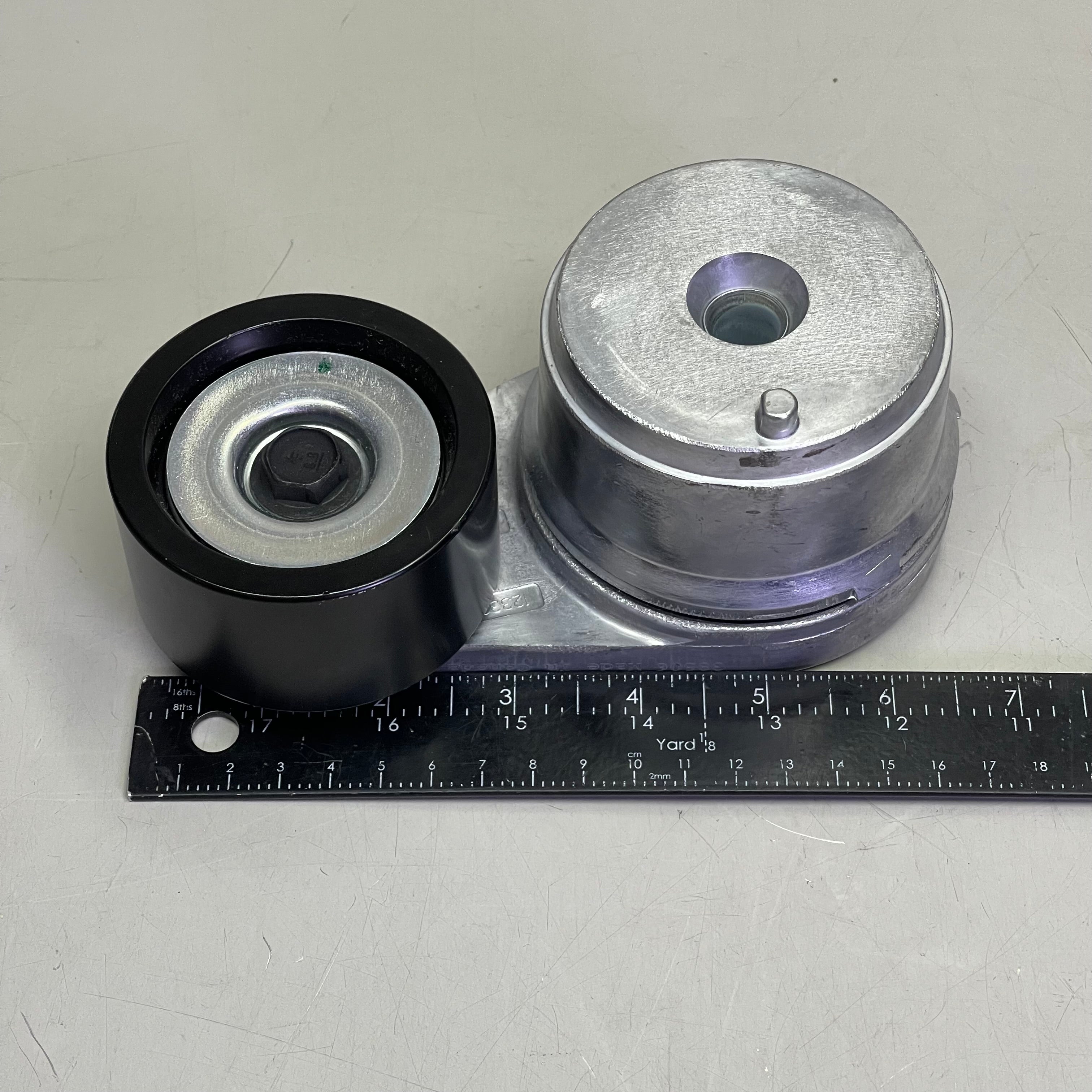 GATES FleetRunner Heavy-Duty Drive Belt Tensioner Steel & Black (MISSING BOLT) 38506
