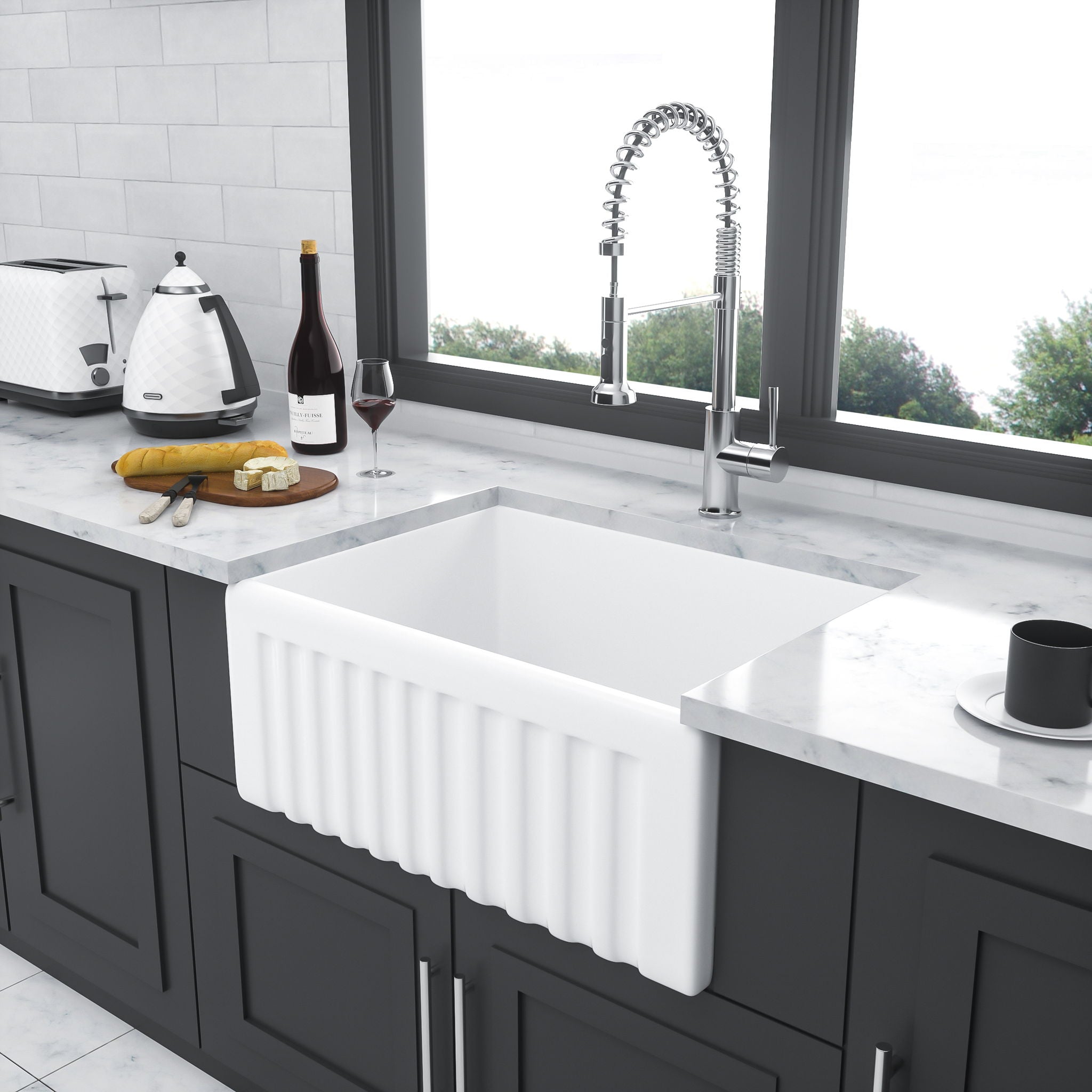 Apron Front Reversible Single Bowl Kitchen Sink & Grid And Strainer