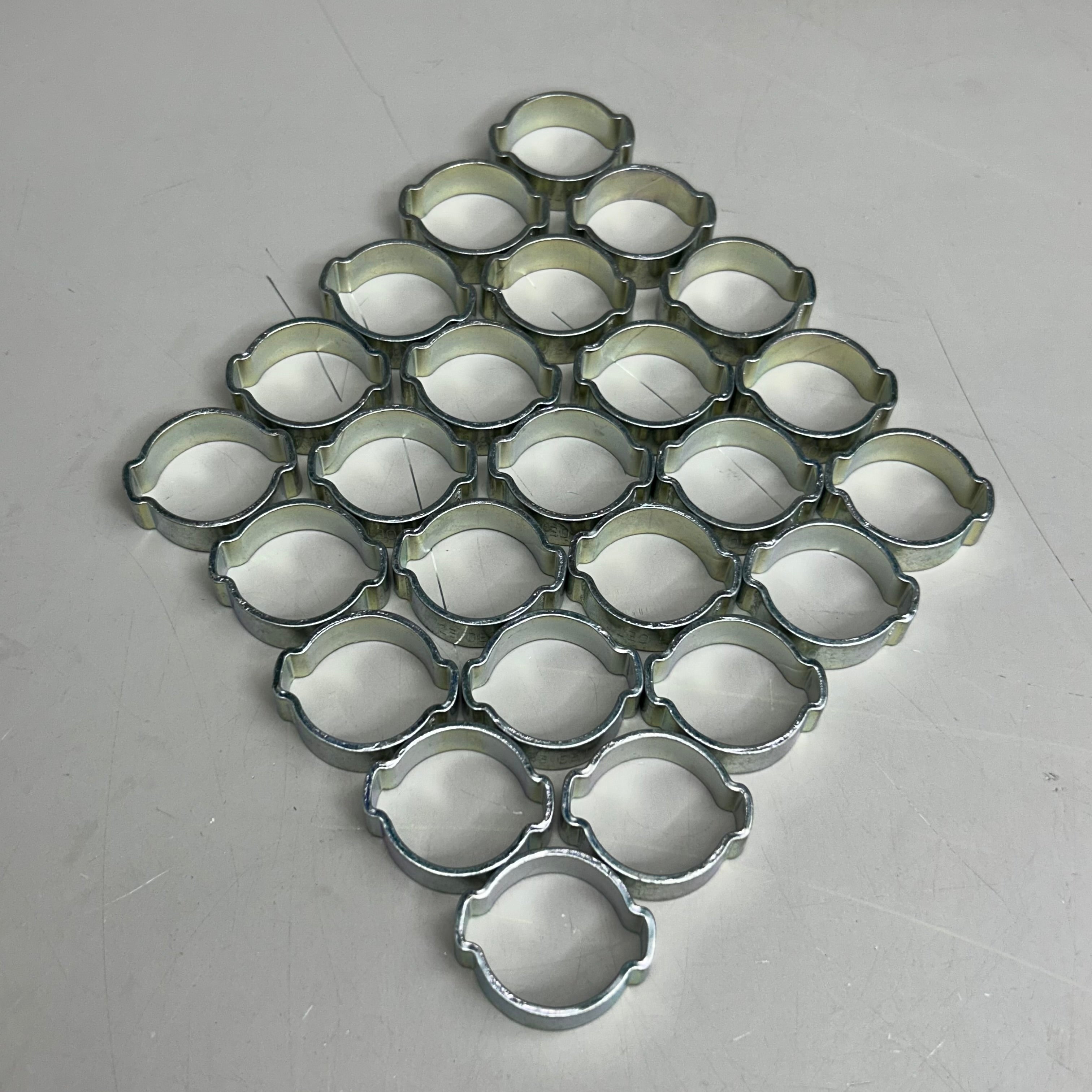 COILHOUSE PNEUMATICS  (25 Pack) Double Ear Clamp 7/8" Size, 0.78"-.905" Size Range Zinc-Plated Steel EC2023