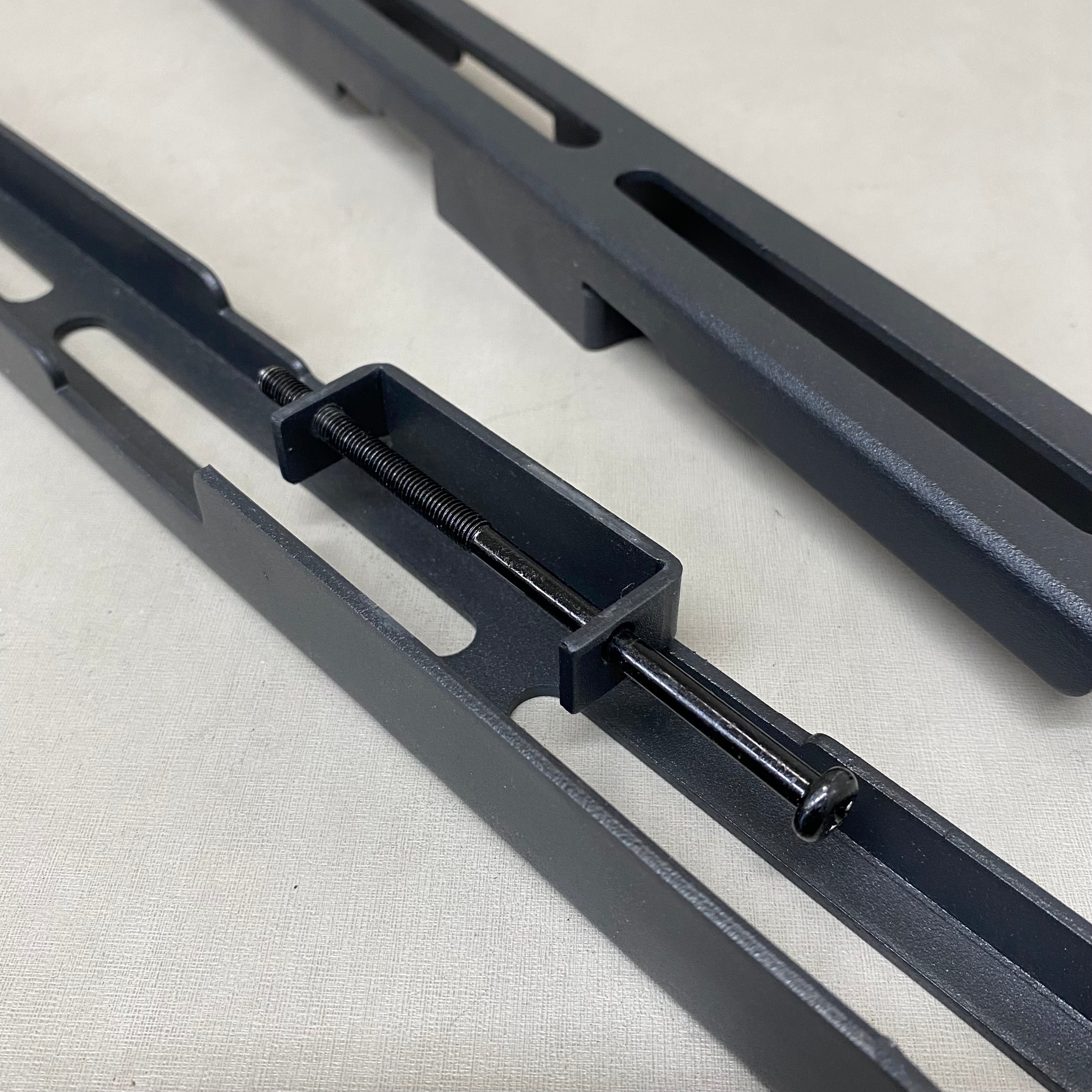 SMART Wall-Mount For Smart Display 36" L X 10" Black