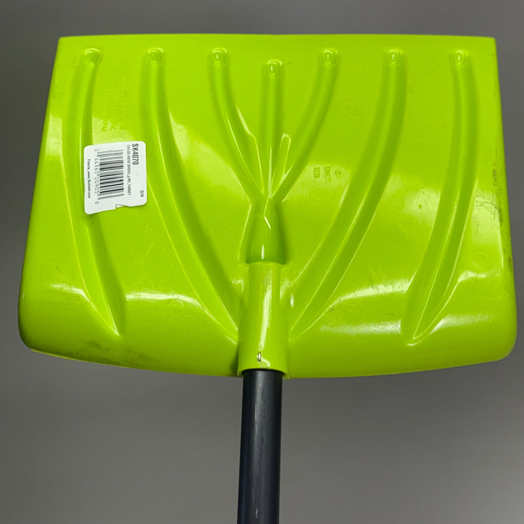 SUNCAST Child’s Shovel Sz 34” L x 11.5” W Green/Black SK4070