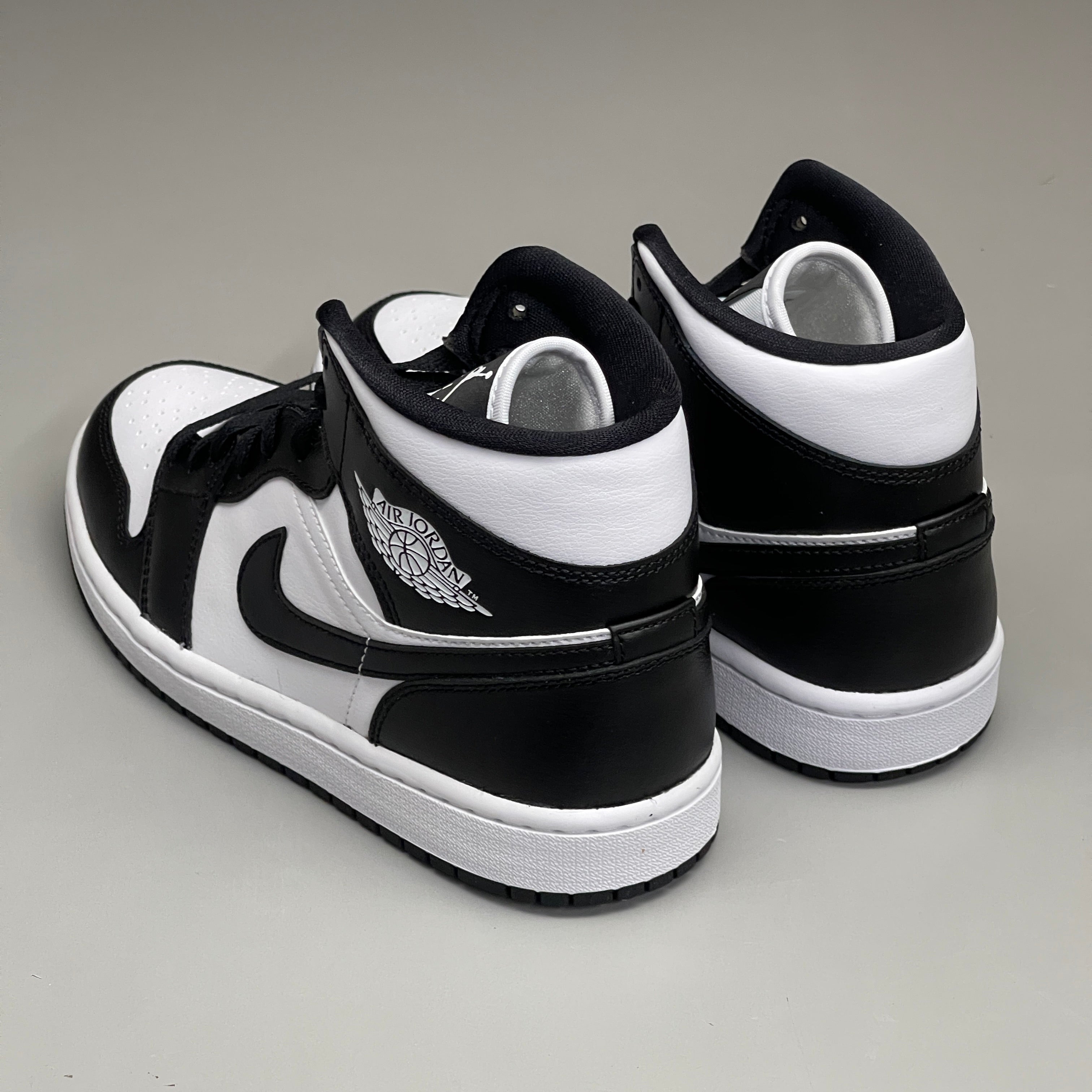 NIKE AIR JORDAN 1 Mid Panda Shoe Women's Sz 10 Black / White DV0991-101 (New)