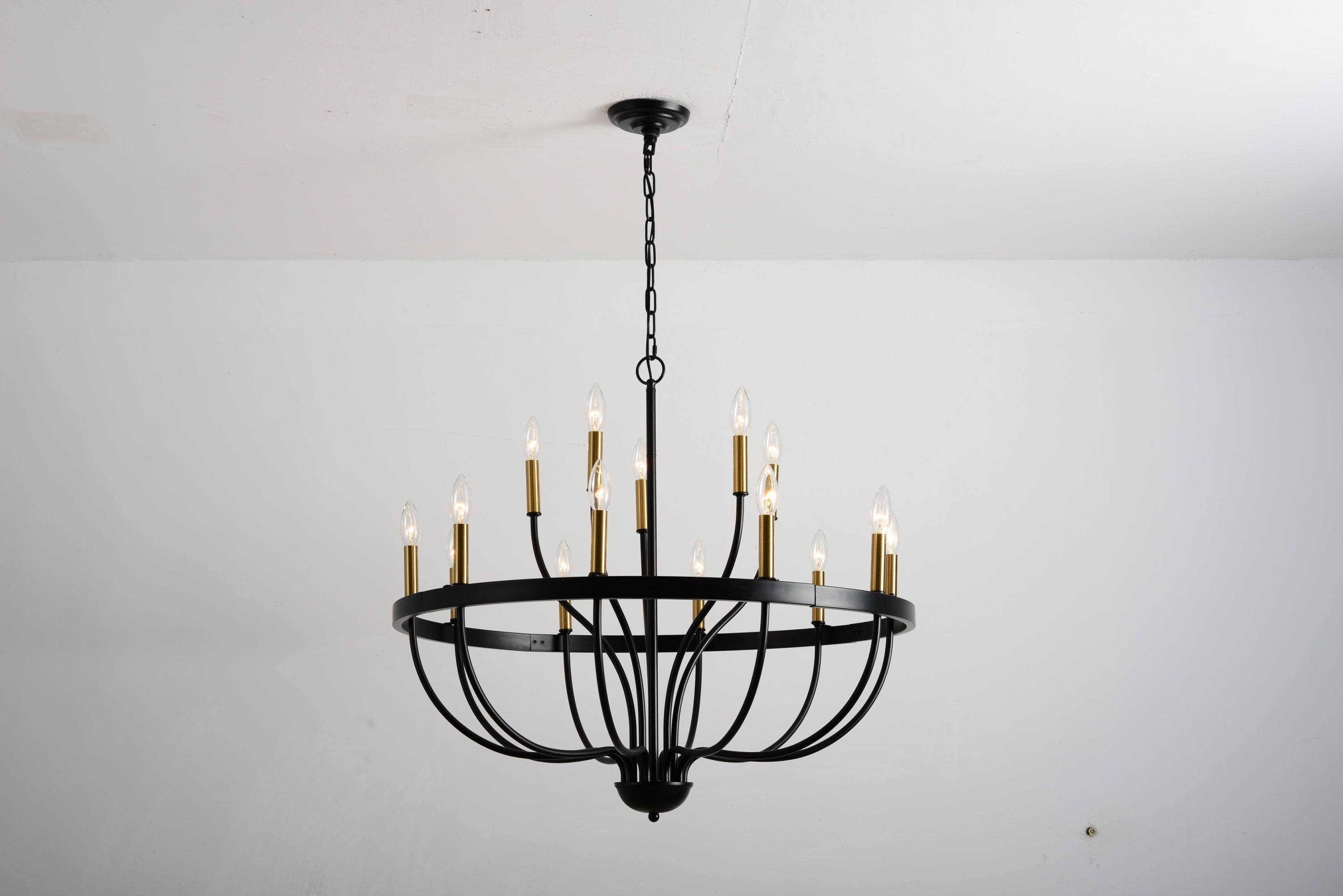18-Light Industrial Iron Candle Chandelier