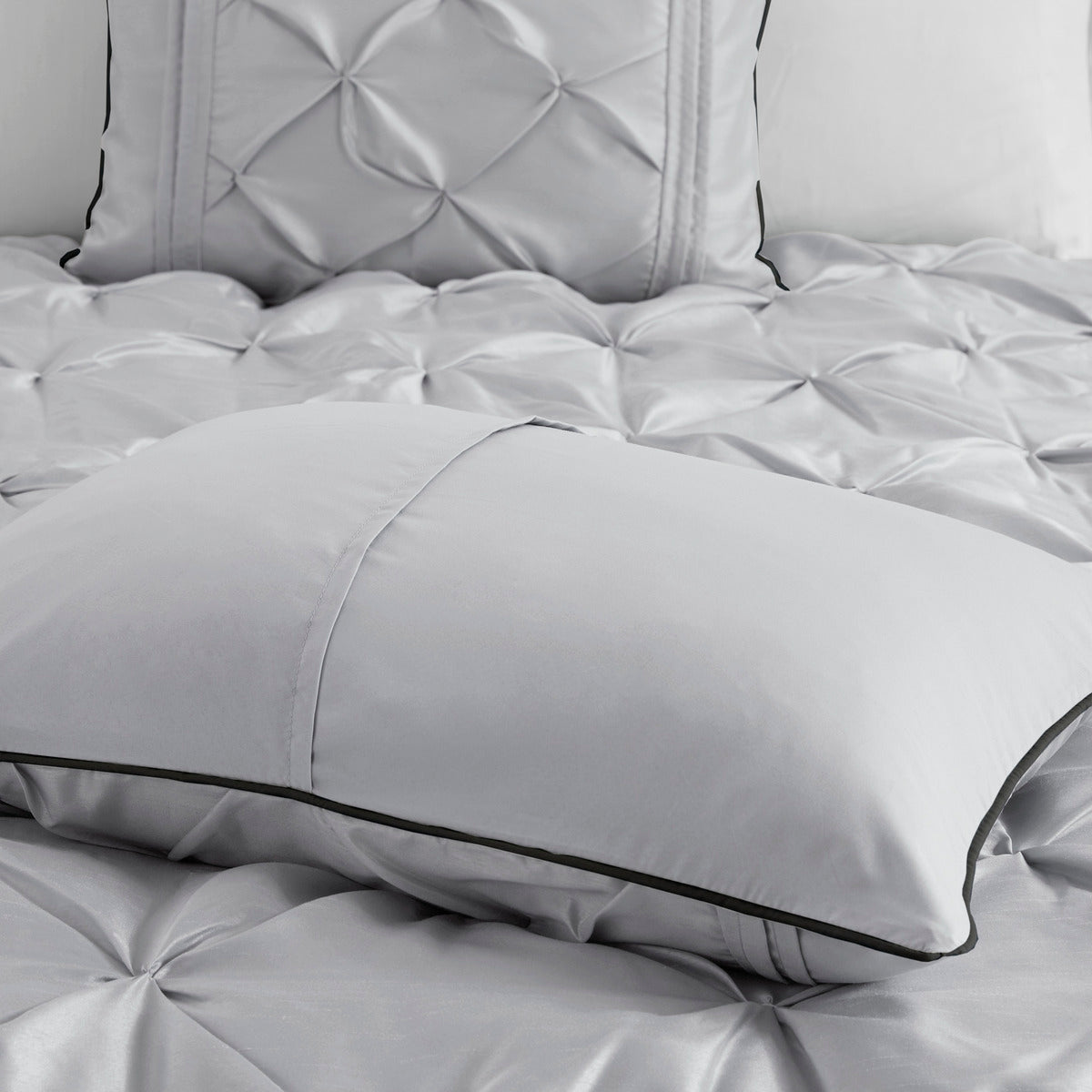 7 Piece Tufted Comforter Set Grey California King
