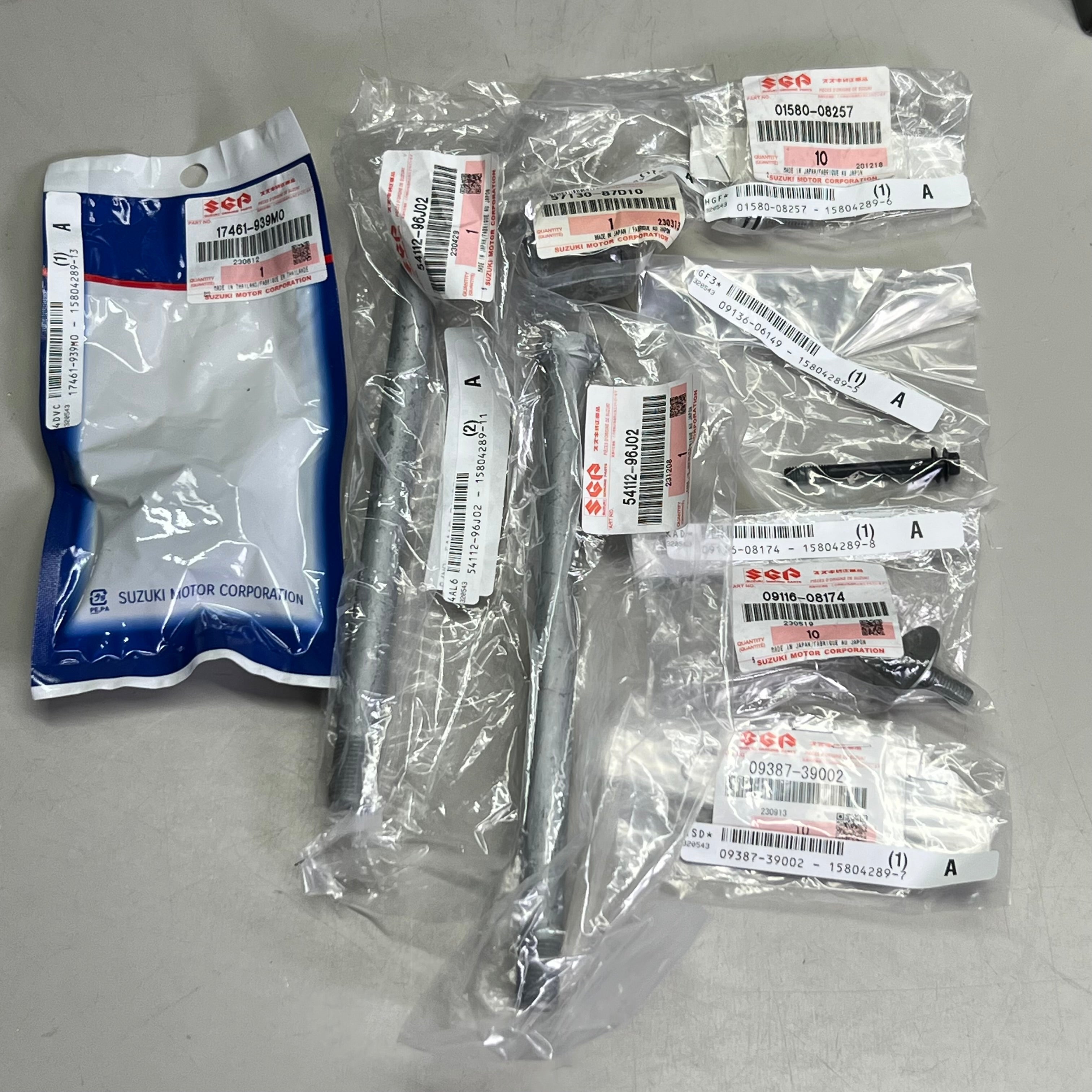 SUZUKI DF 350 Boat Engine Cowling Top Cover Kit Sz 32.5" x 21.5" x 22.5"