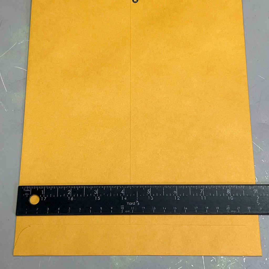 UNIVERSAL (200 ENVELOPES) Clasp Envelope Kraft #90 Yellow, 9"x12" UNV35264