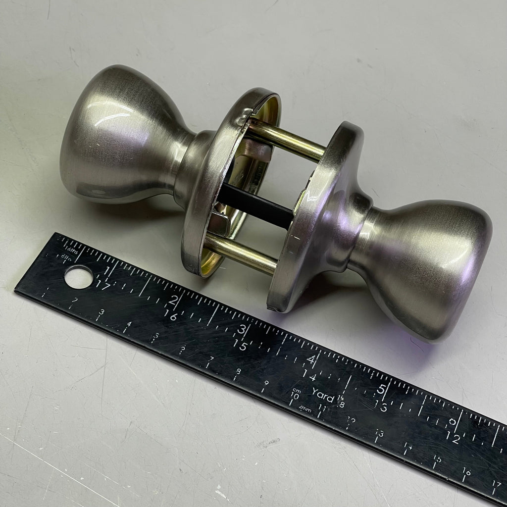 KWIKSET Hall & Closet Tylo Passage Door Knob Satin Nickel 92001-508