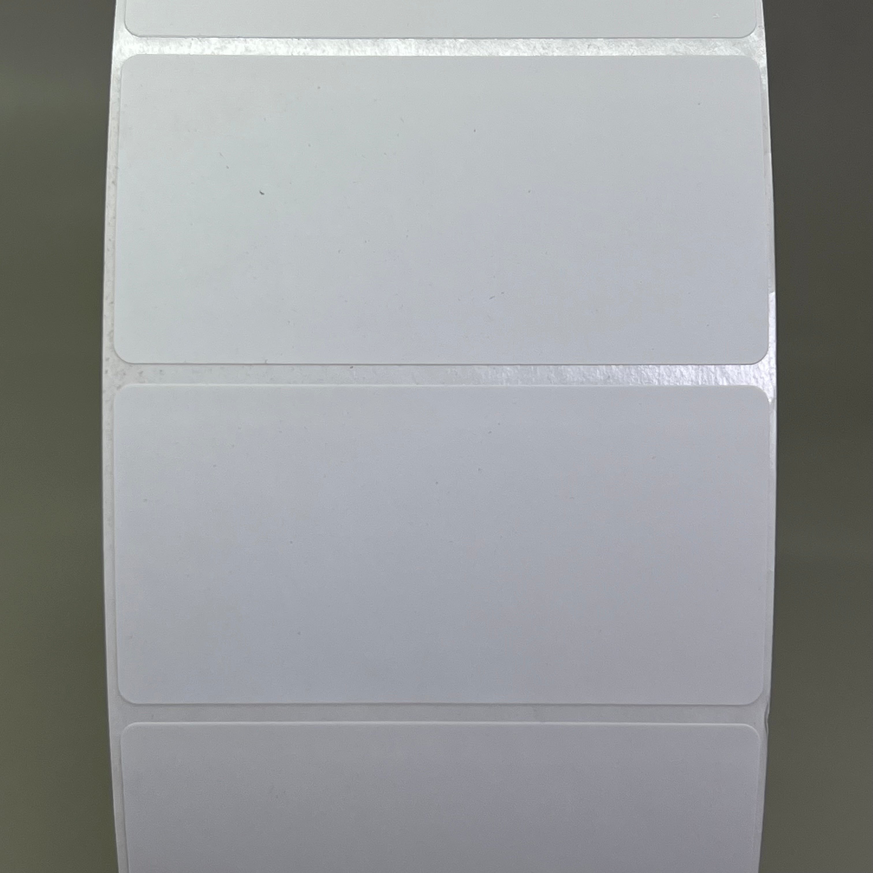 Roll Low Blank Labels 14OD (11000 Labels) Sz 4" L X 2" W White F030041