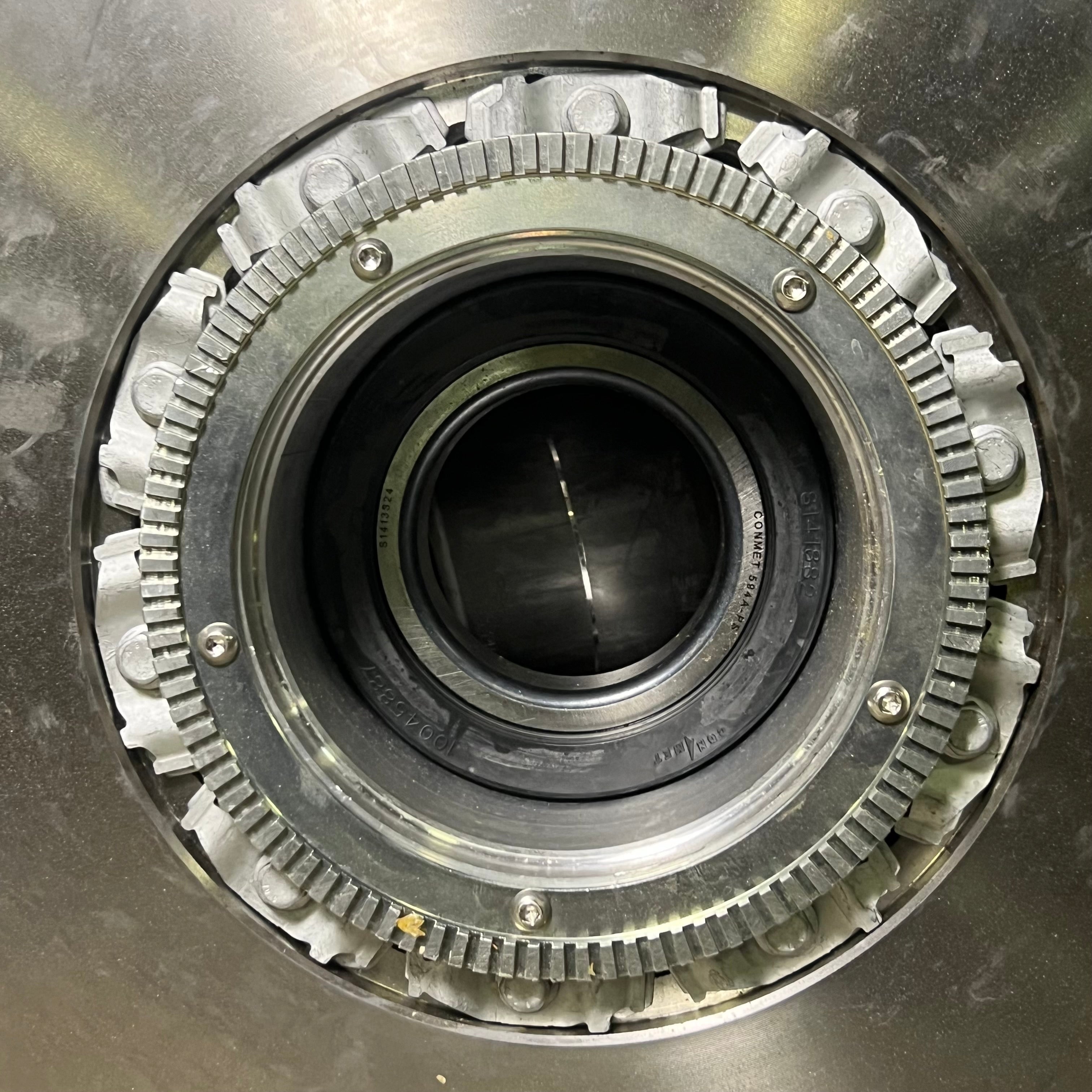 CONMET PreSet Hub and Rotor Assembly 10 Stud R Drive 10084930