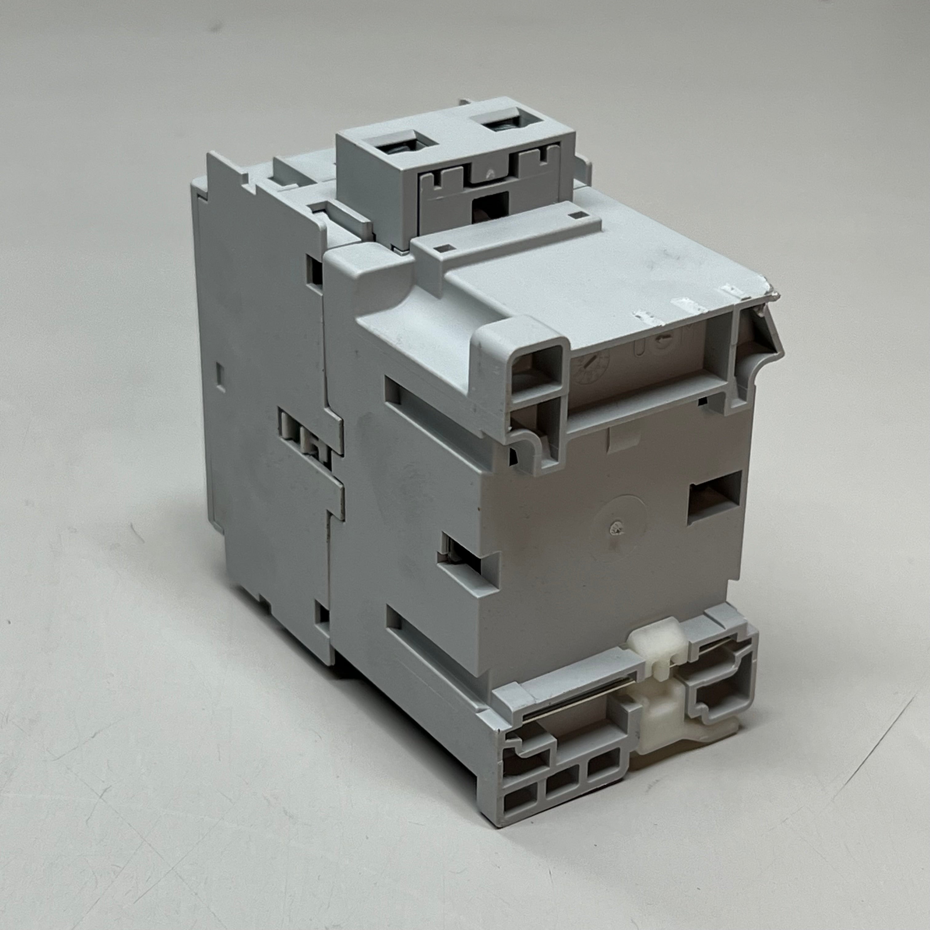 ALLEN BRADLEY IEC Contactor Non-Reversing 120/110v 60/50hz Grey 100-C23D10