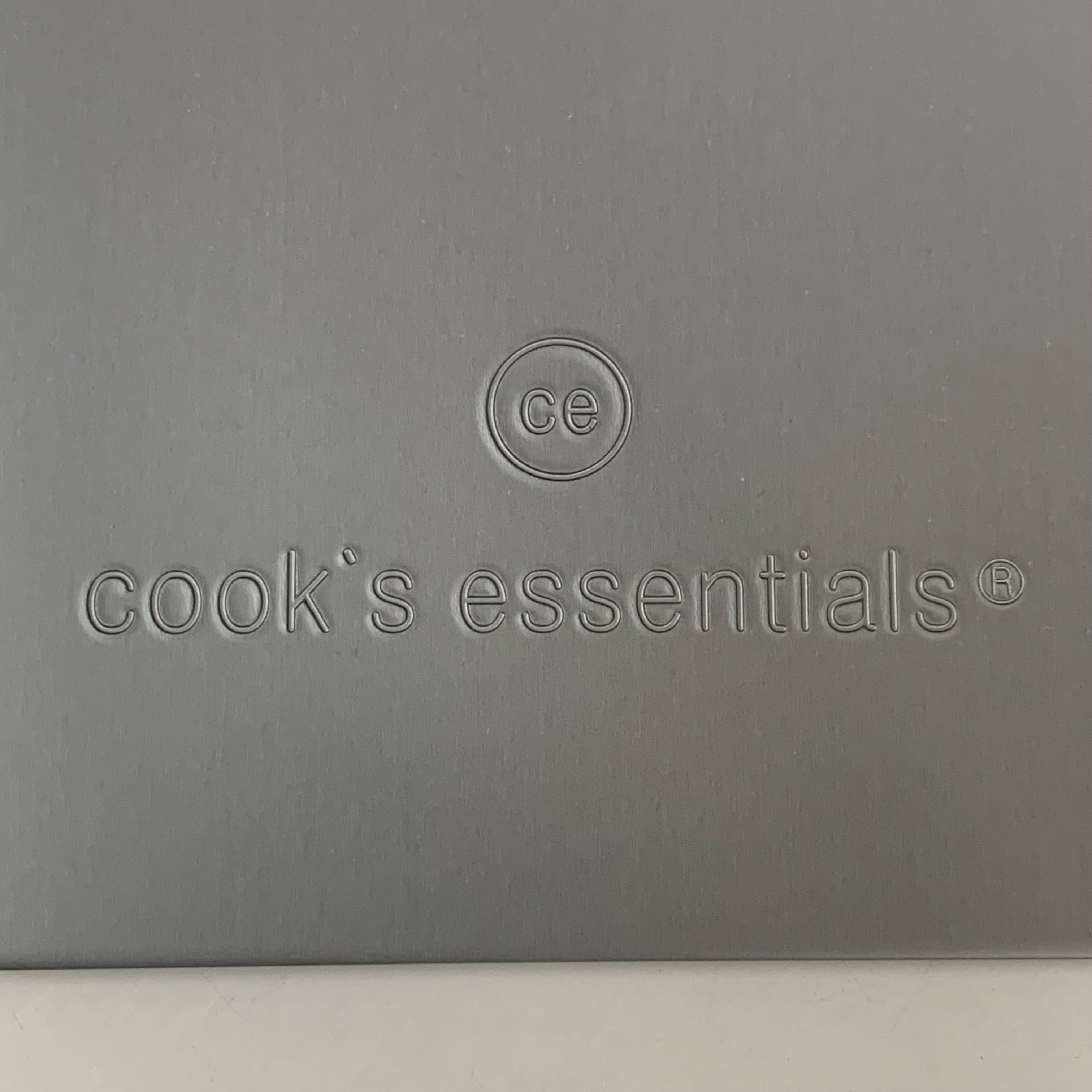 COOK'S ESSENTIAL'S  Square Hard Anodized Baking Plate  15"x15"x15"  Grey K61153