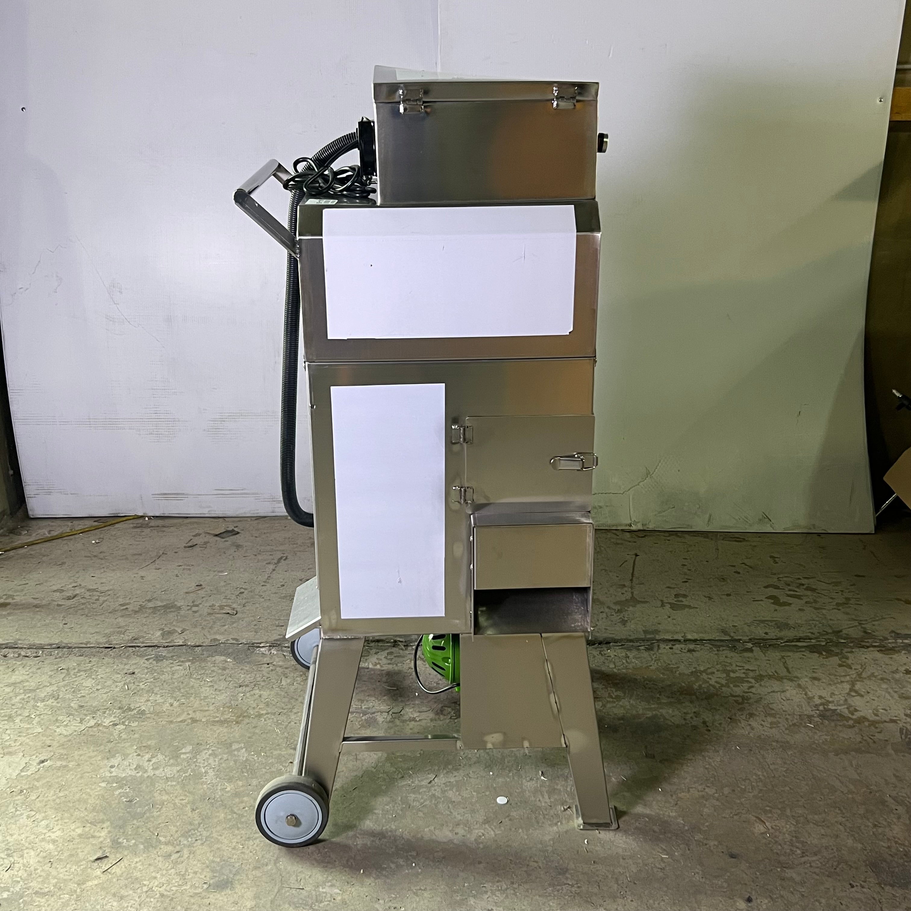Fresh Corn Thresher 208V 18" x 18" x 48"H SLLIJX250307001 (AS-IS, Aesthetic Damage)