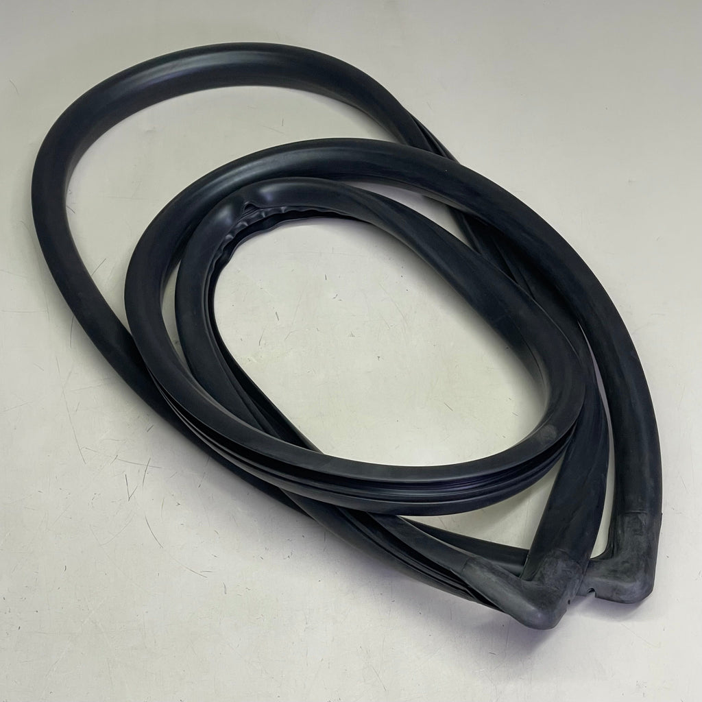 GOLD GLASS GROUP 4/4 Rear Windshield Gasket Black GGG-7158