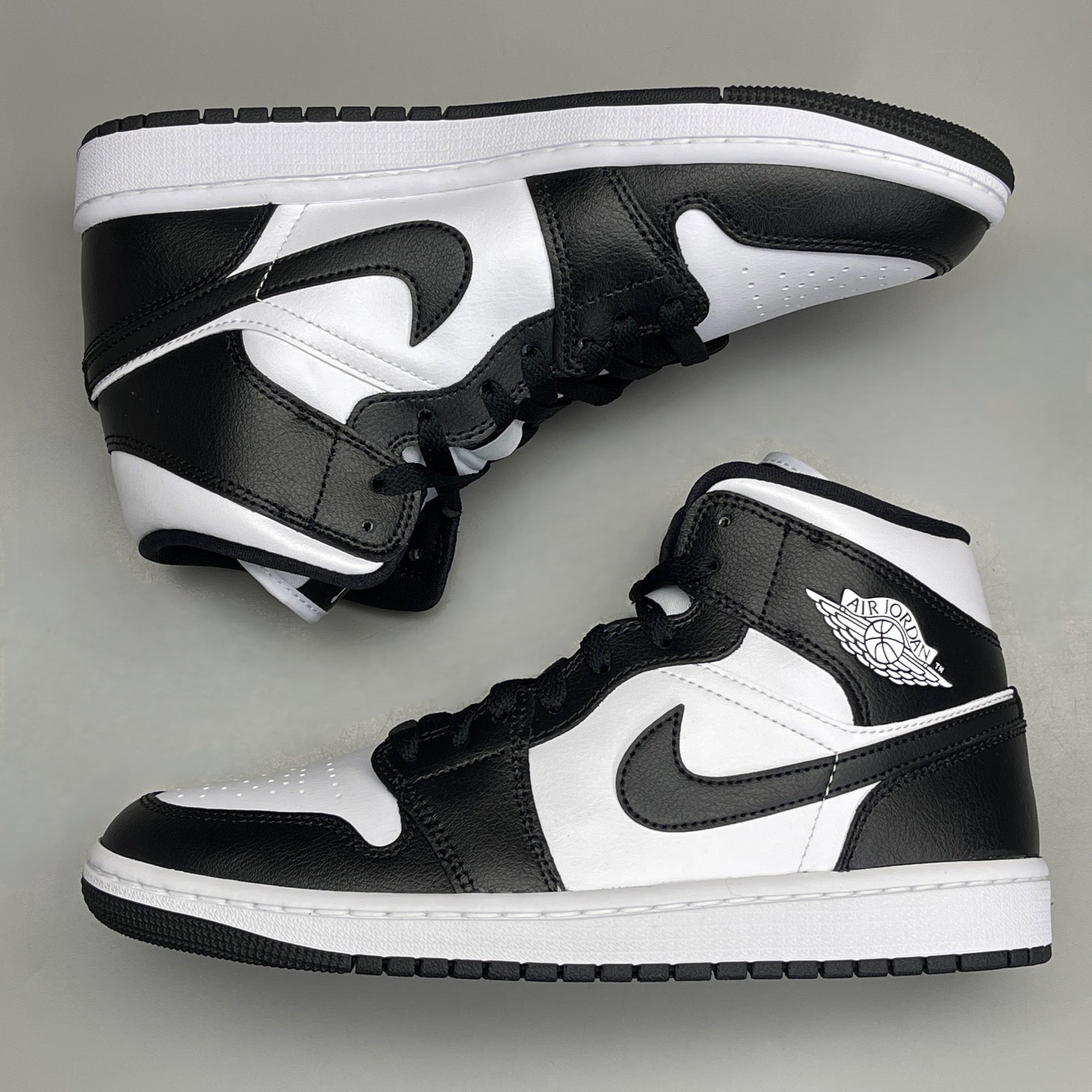 NIKE AIR JORDAN 1 Mid Panda Shoe Women's Sz 6.5 Black / White DV0991-101 (New)