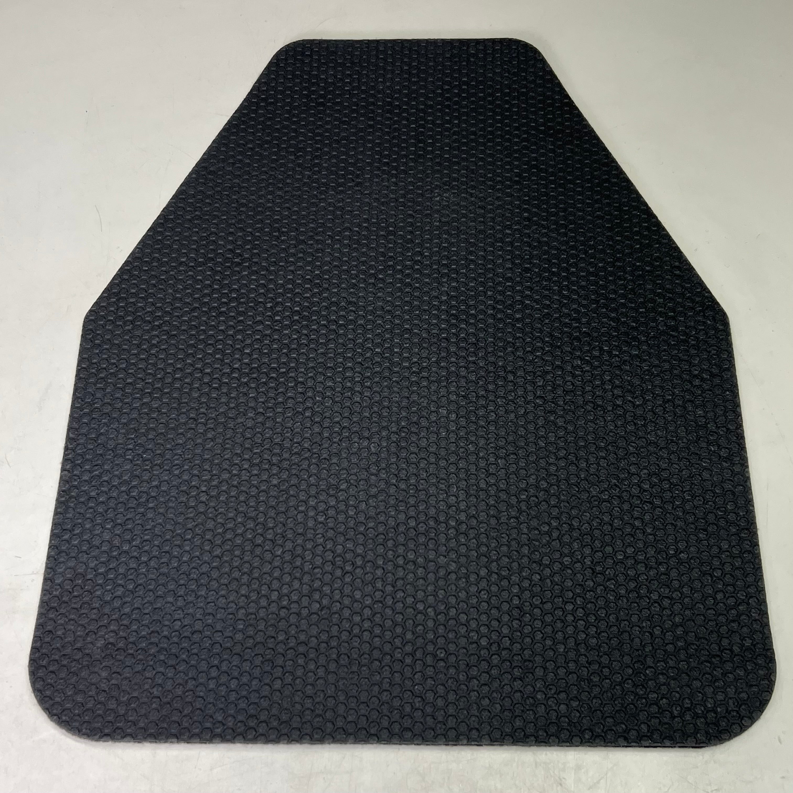 HEALTH GARDS (6 PACK) Premium Urinal Mats Sz 20" L X 17" W, Black HS-OR1001BL