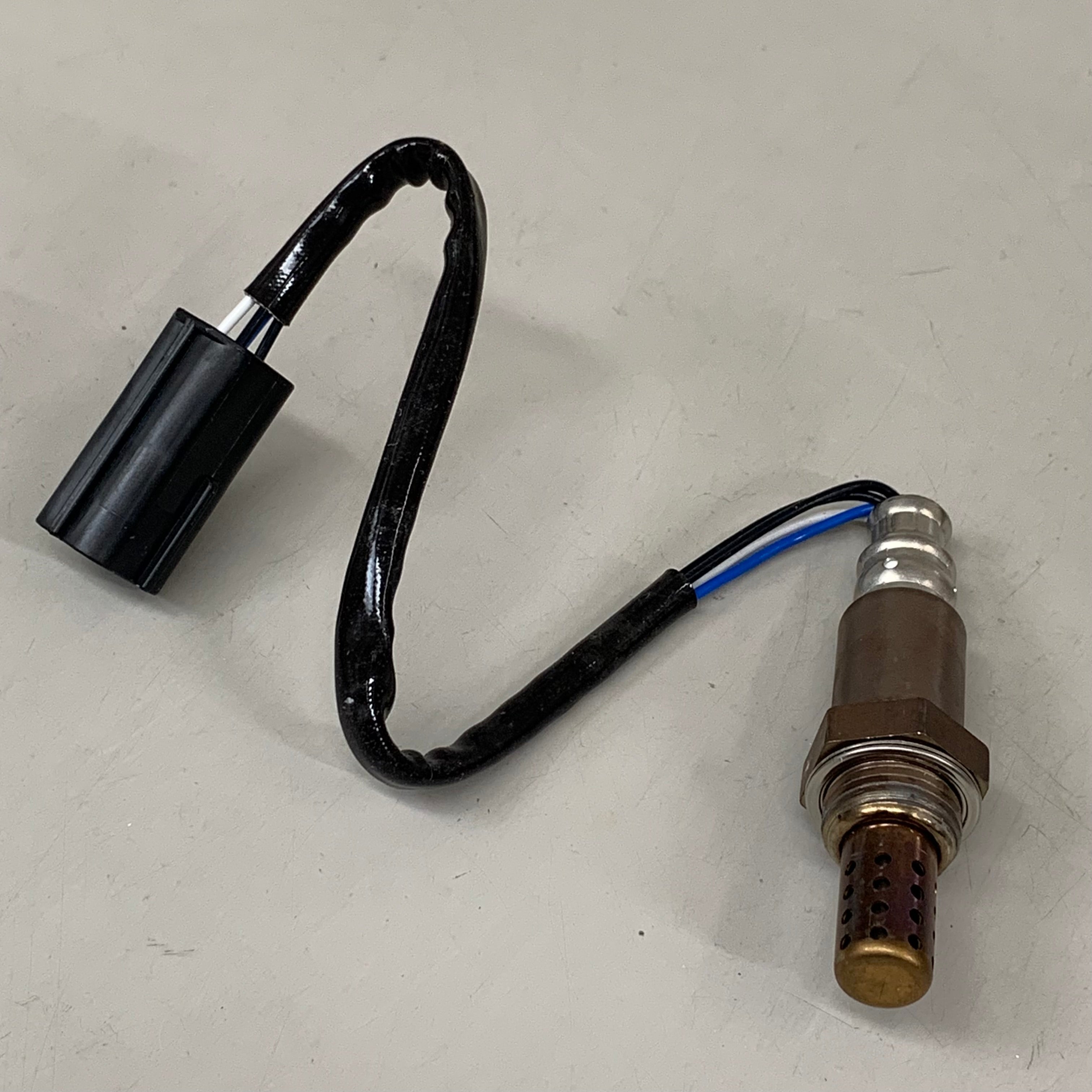 DENSO Oxygen Sensor for Mazda, Kia, Suzuki Forenza, Suzuki Reno etc 234-4117