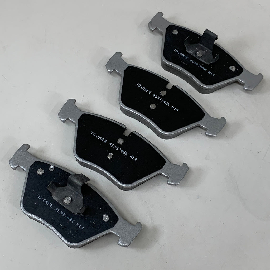 WAGNER ThermoQuiet Front Semi-Metallic Brake Pads For BMW MX946