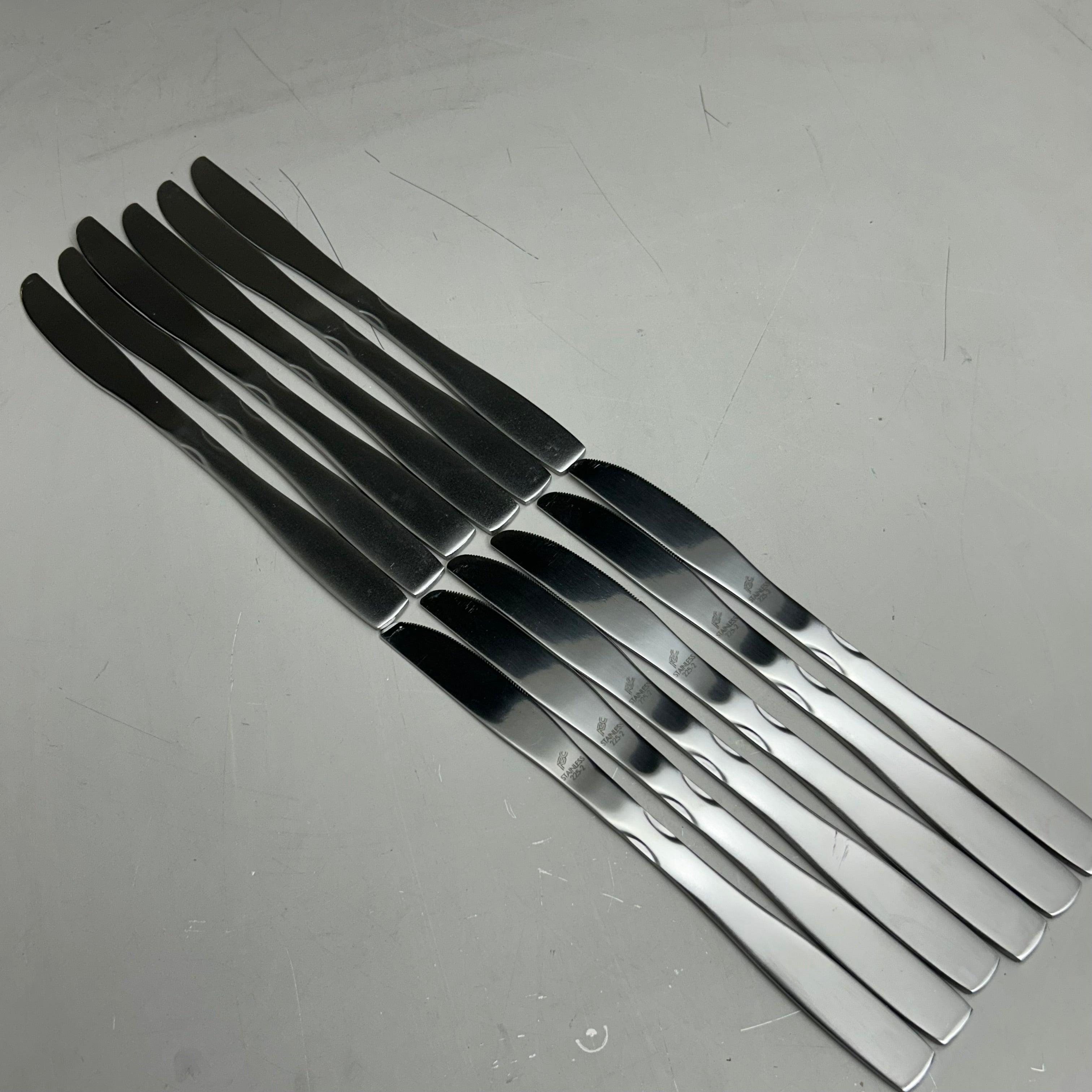 ABC (12 Pack) Stainless Steel Back Bay Stamped Dinner Knife 8.5" BBY-08 (New Other- Distressed Packaging)
