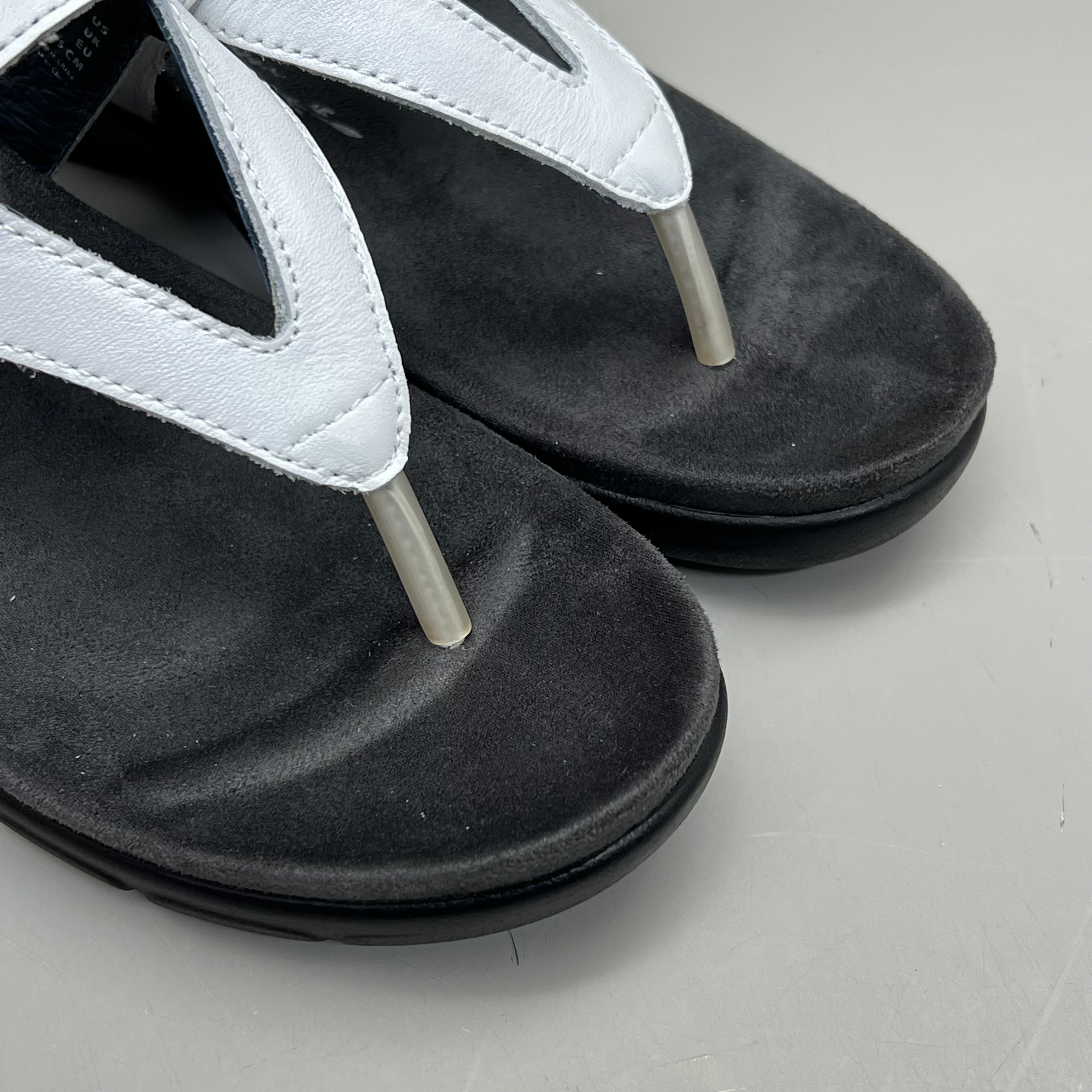 PROPET Wynzie Dressy Adjustable Flip Flop Women's Sz 7.5 XX(4E) White WSX051L