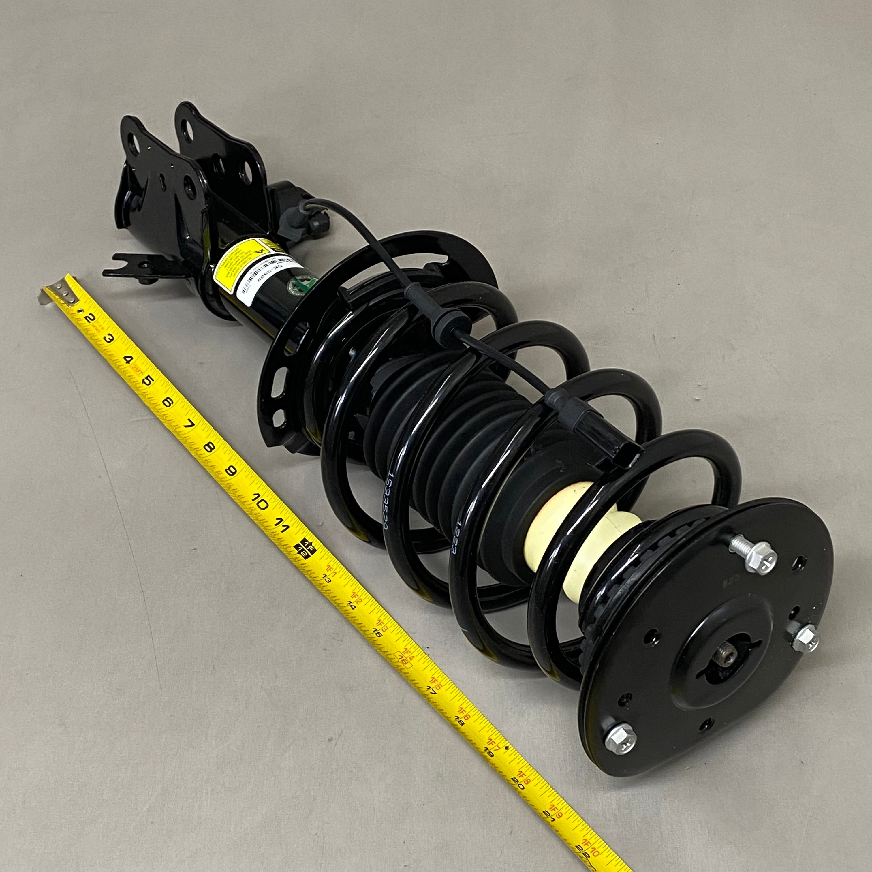 ARNOTT Front Right Coil For Licoln MKZ/ Ford Fushion 11"x32"x9" Black SK-3599