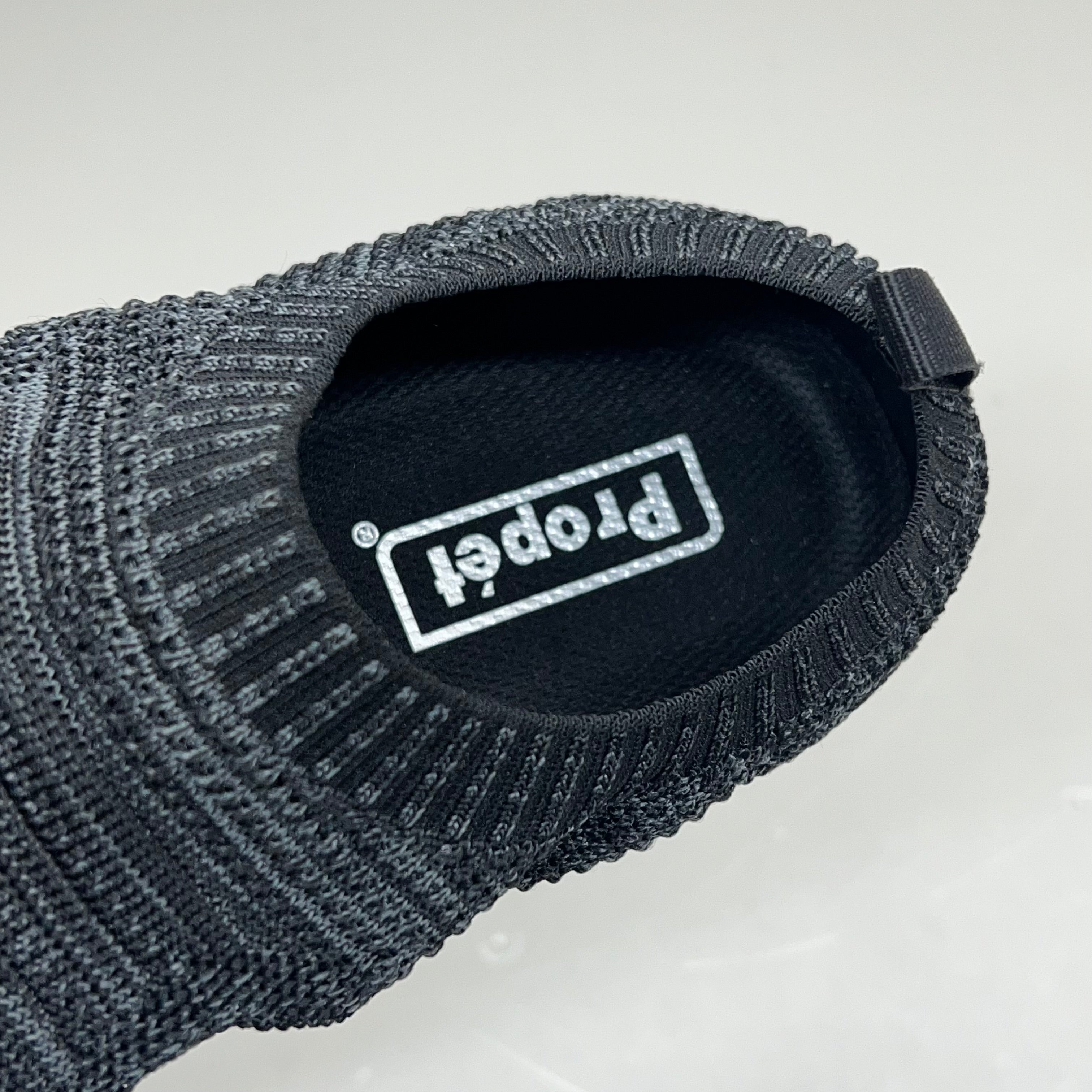 PROPET Travel Activ Avid Knit Shoe Women's Sz 9.5 Width M(B) Black WAT064M