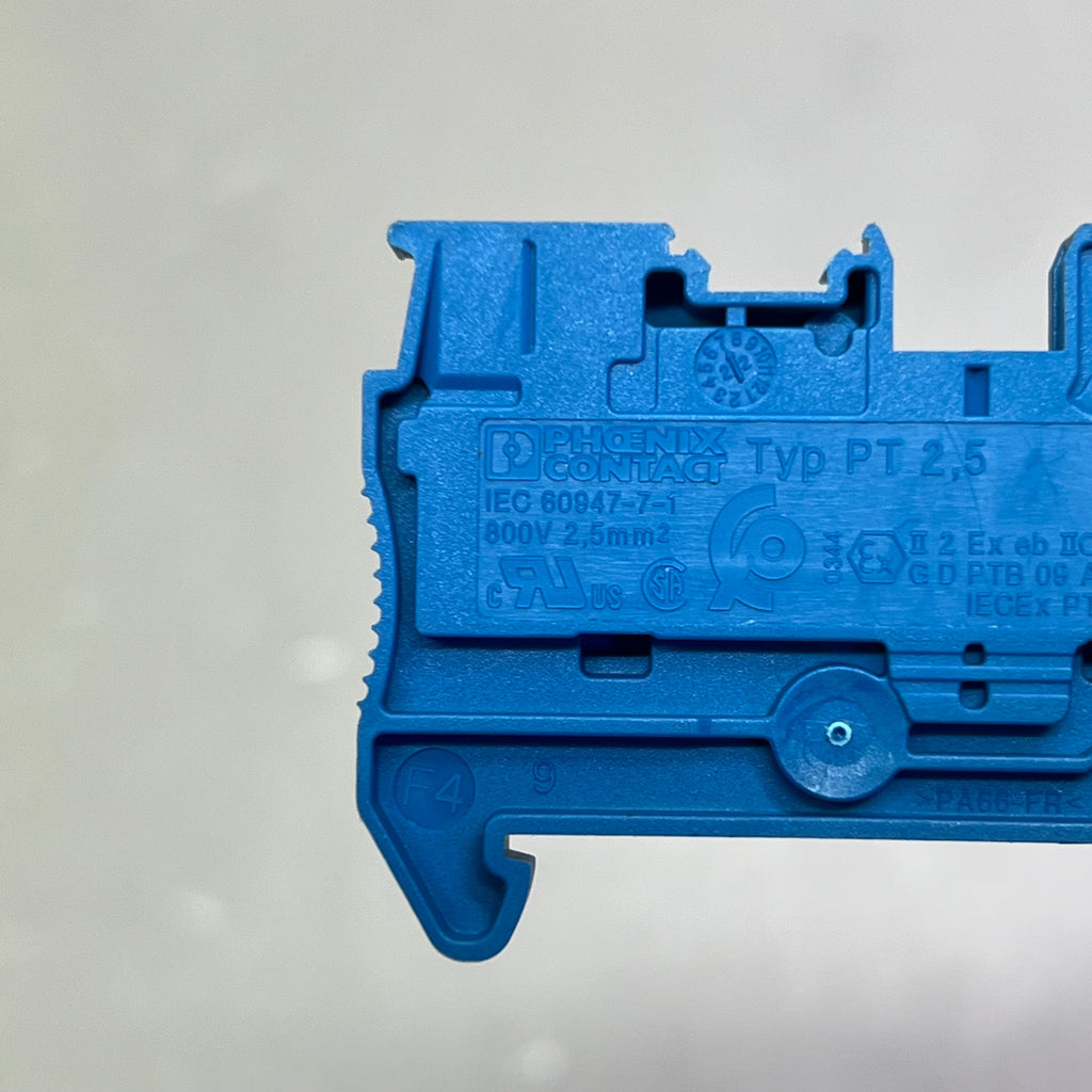PHOENIX CONTACT Feed Through Terminal Block 1 Deck Level  PT 2.5 BU Blue 3209523