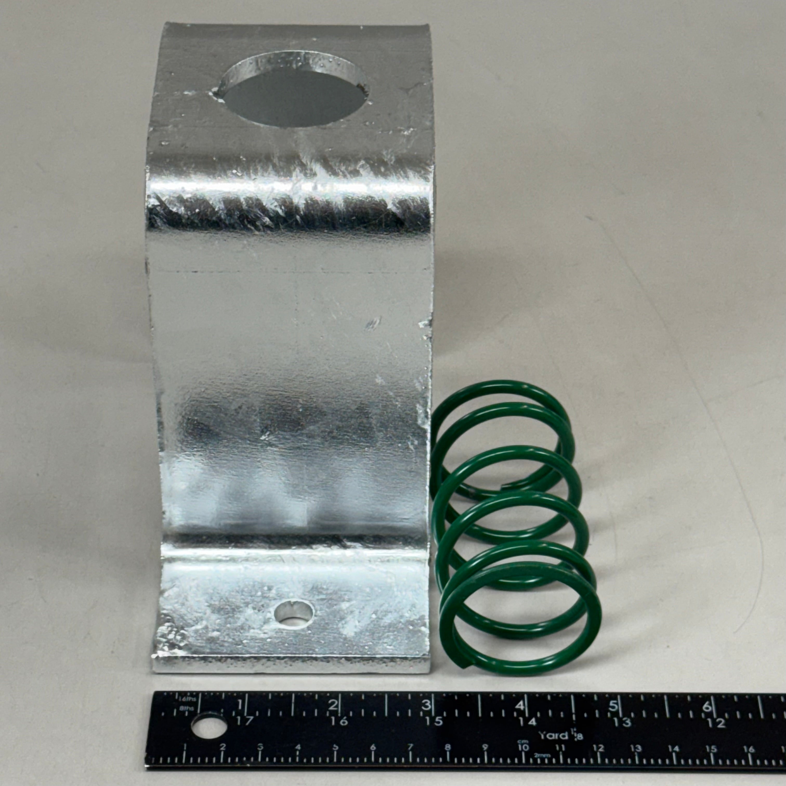 KINETICS Seismic Spring Isolator FHS-1-70 Galvanized Housing 0.2" (5 mm) 457055