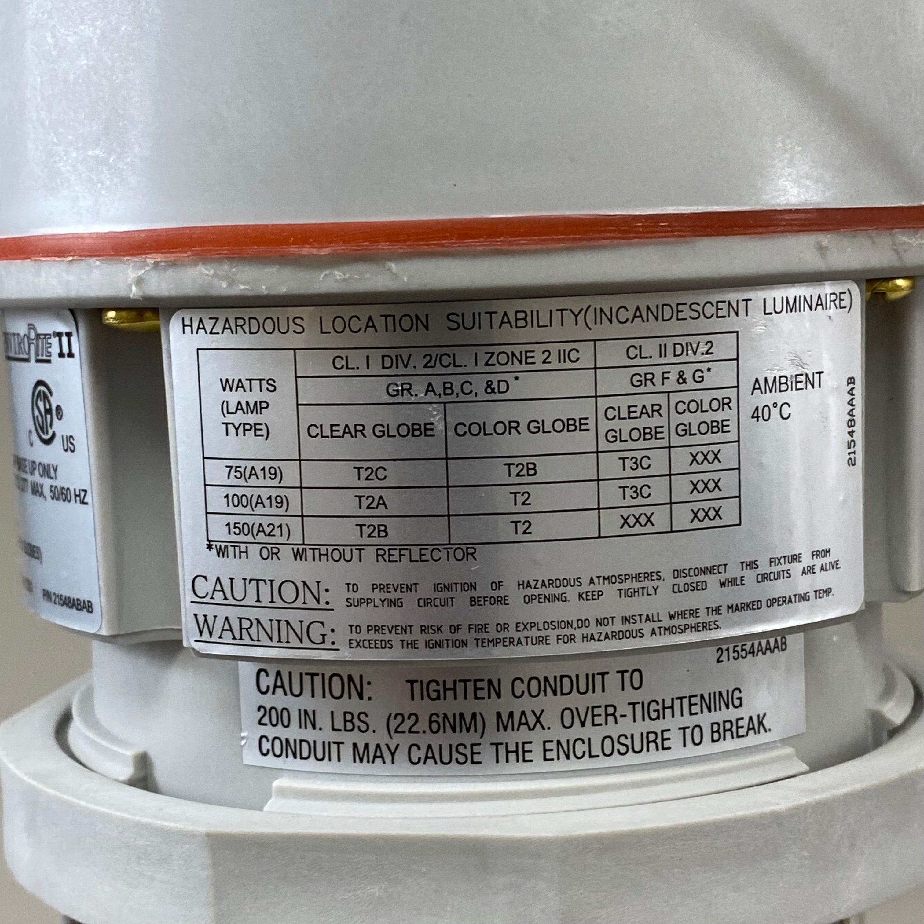 SPEAKMAN Vapor Proof Hazardous Non-Metallic Light 14" L x 5" W Clear/White VPL-C1D2
