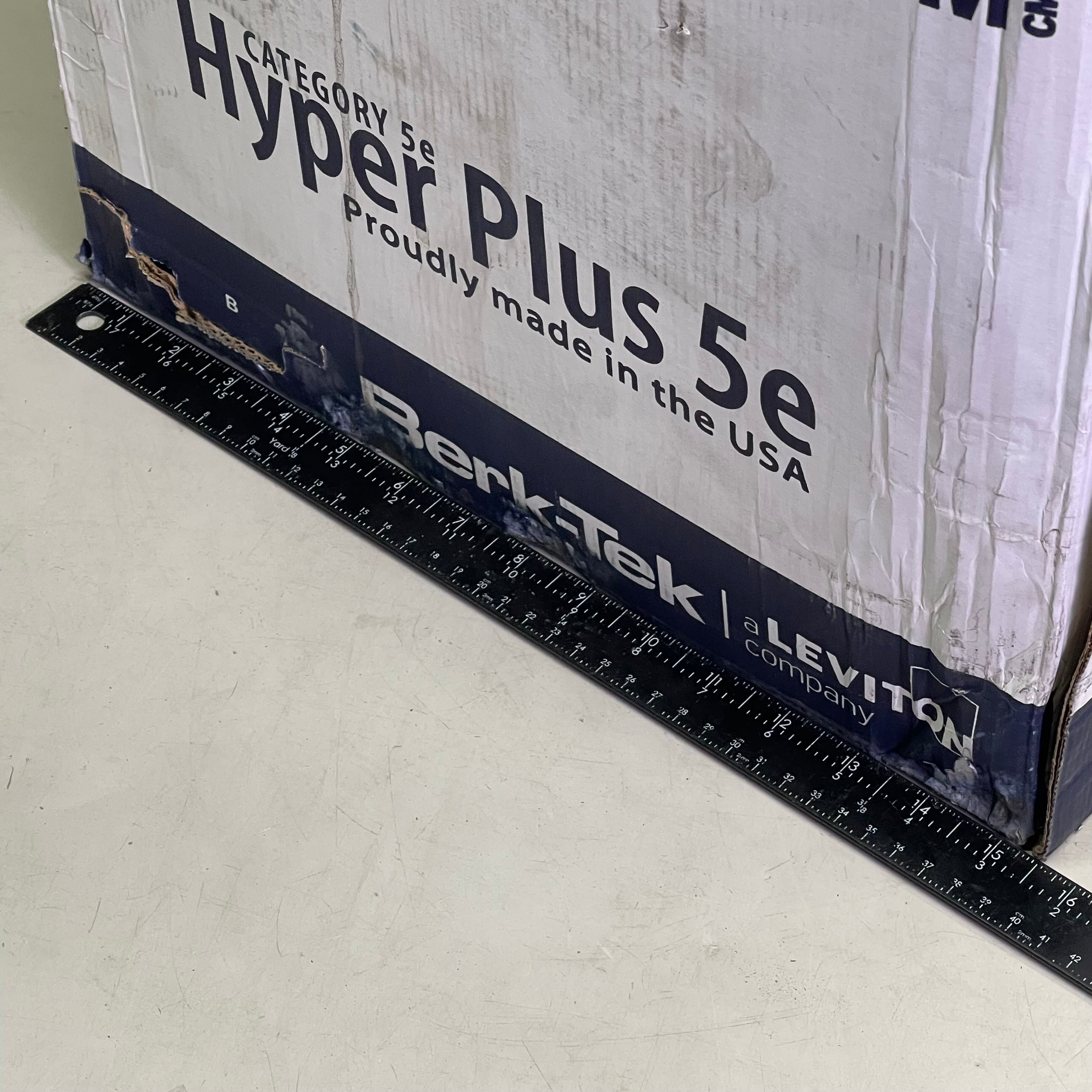 BERK-TEK Hyper Plus 5e Cat 5e UTP Cable 1000' Blue 10032227