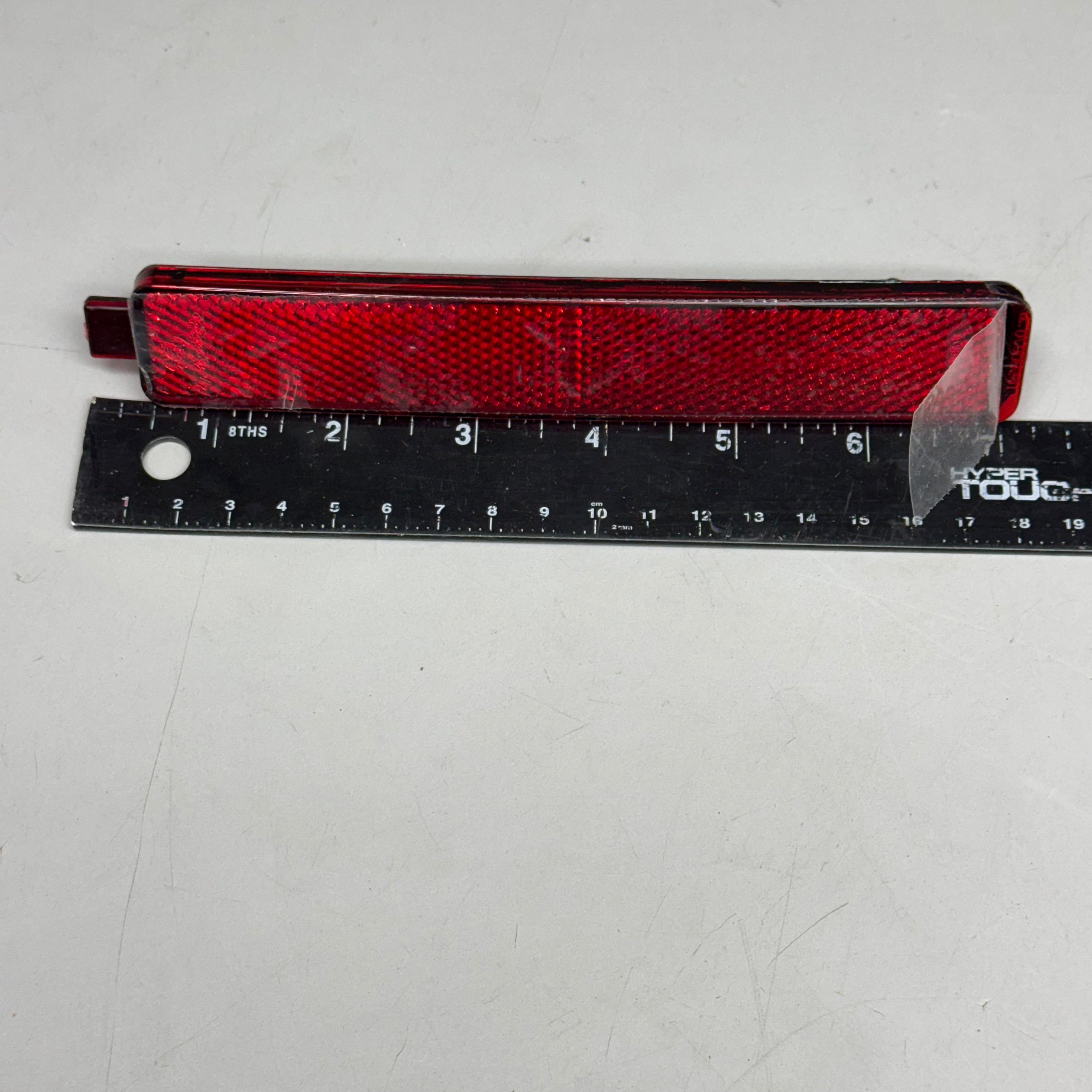 HONDA GM GENUINE PARTS REAR BUMPER COVER REFLECTOR 25805313