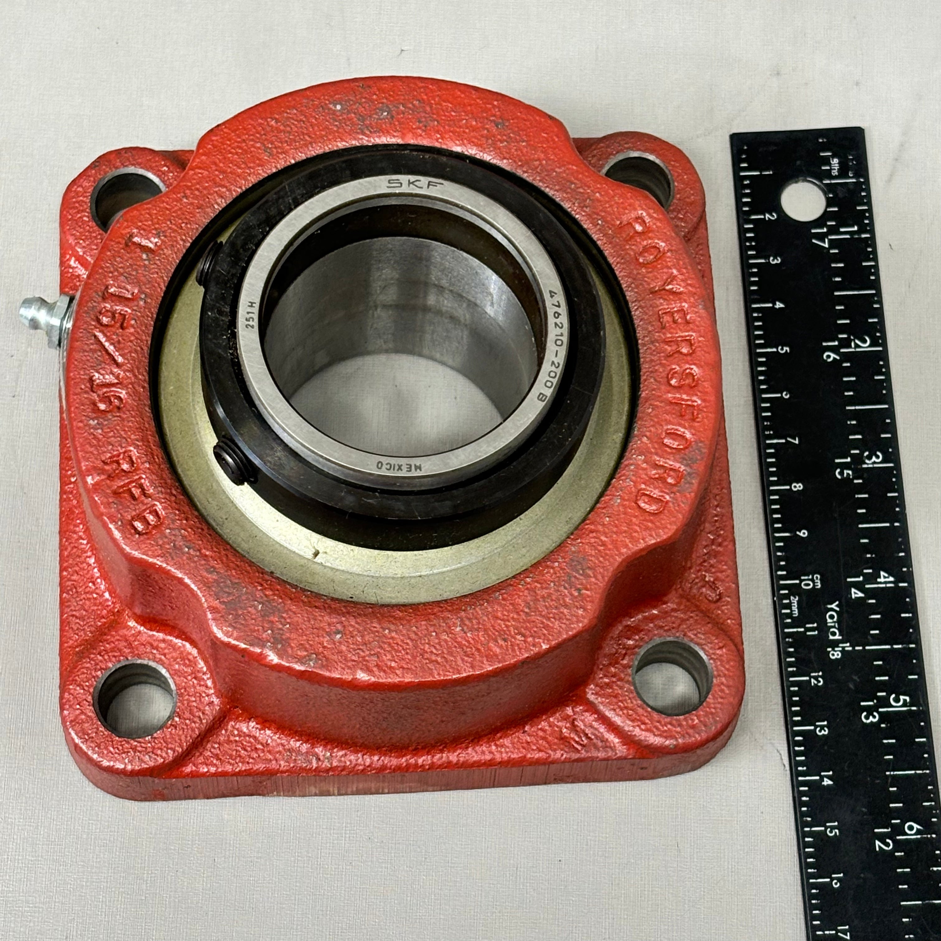 ROYERSFORD R2000 Spherical Bearing 2 Square Flange Expansion Red 40-05-E200