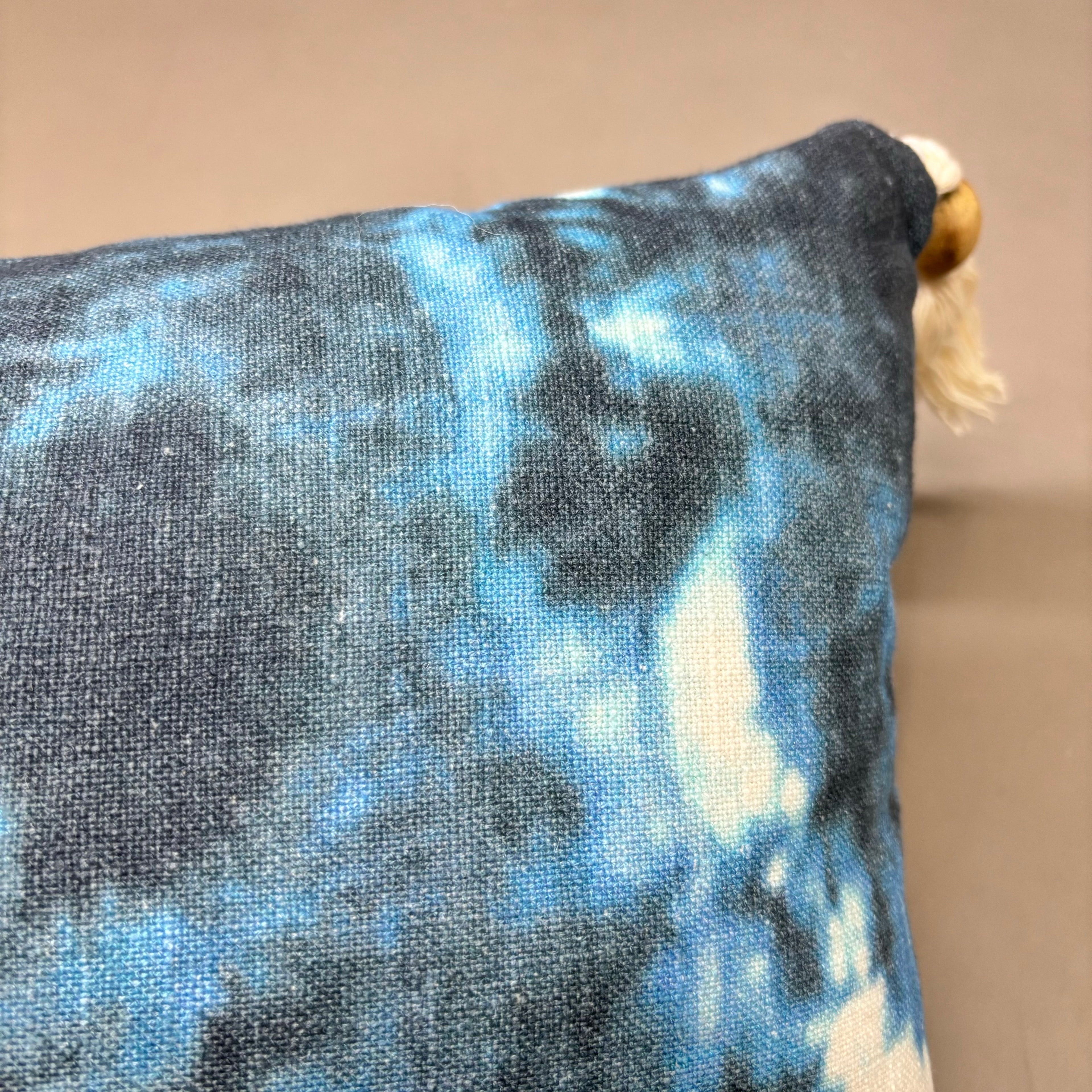 VILLA 14"x20" ST Prana Decorative Throw Pillow in Blue Multi