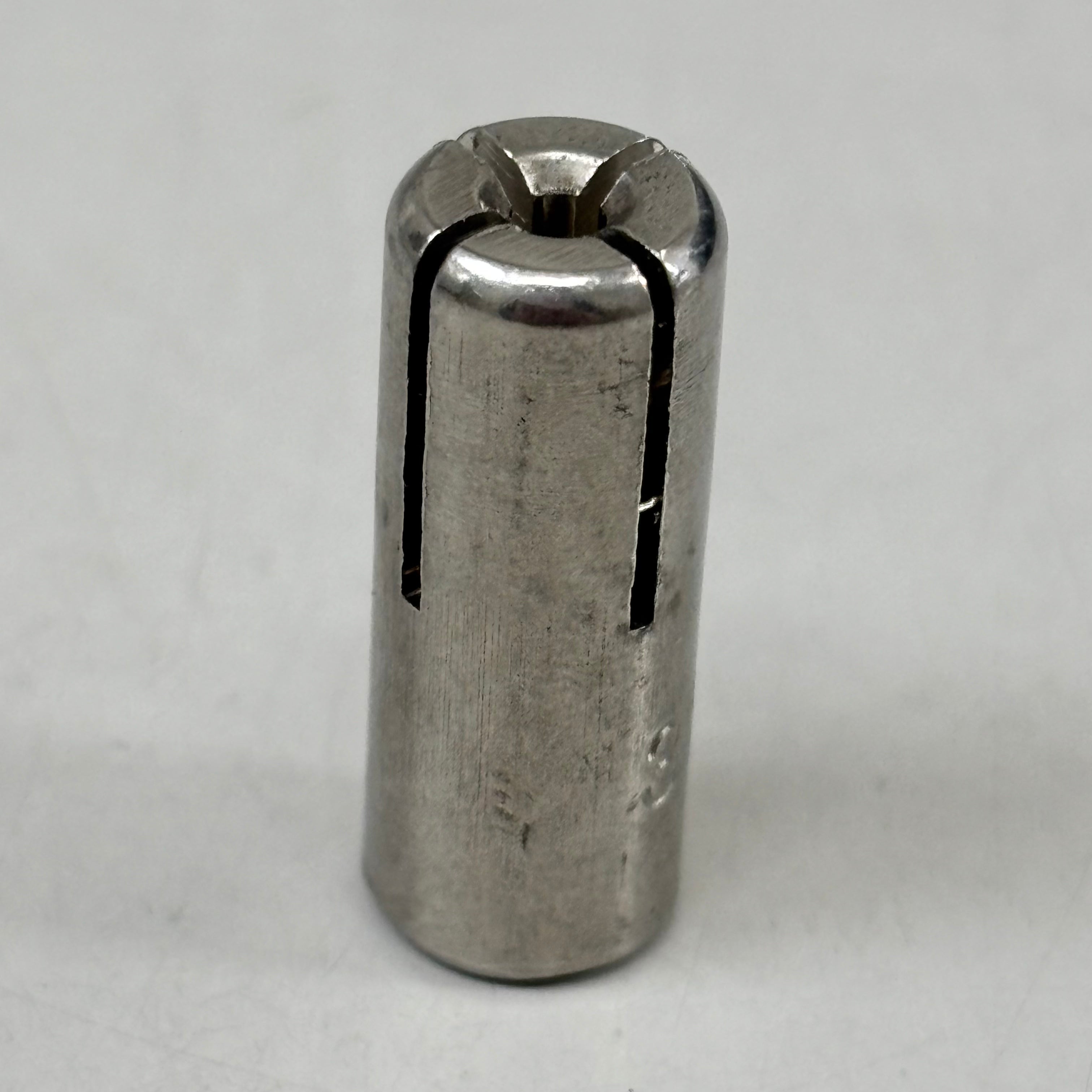 DEWALT (100 PACK) Steel Dropin Type 316 Stainless Steel 1/4" 06224-PWR