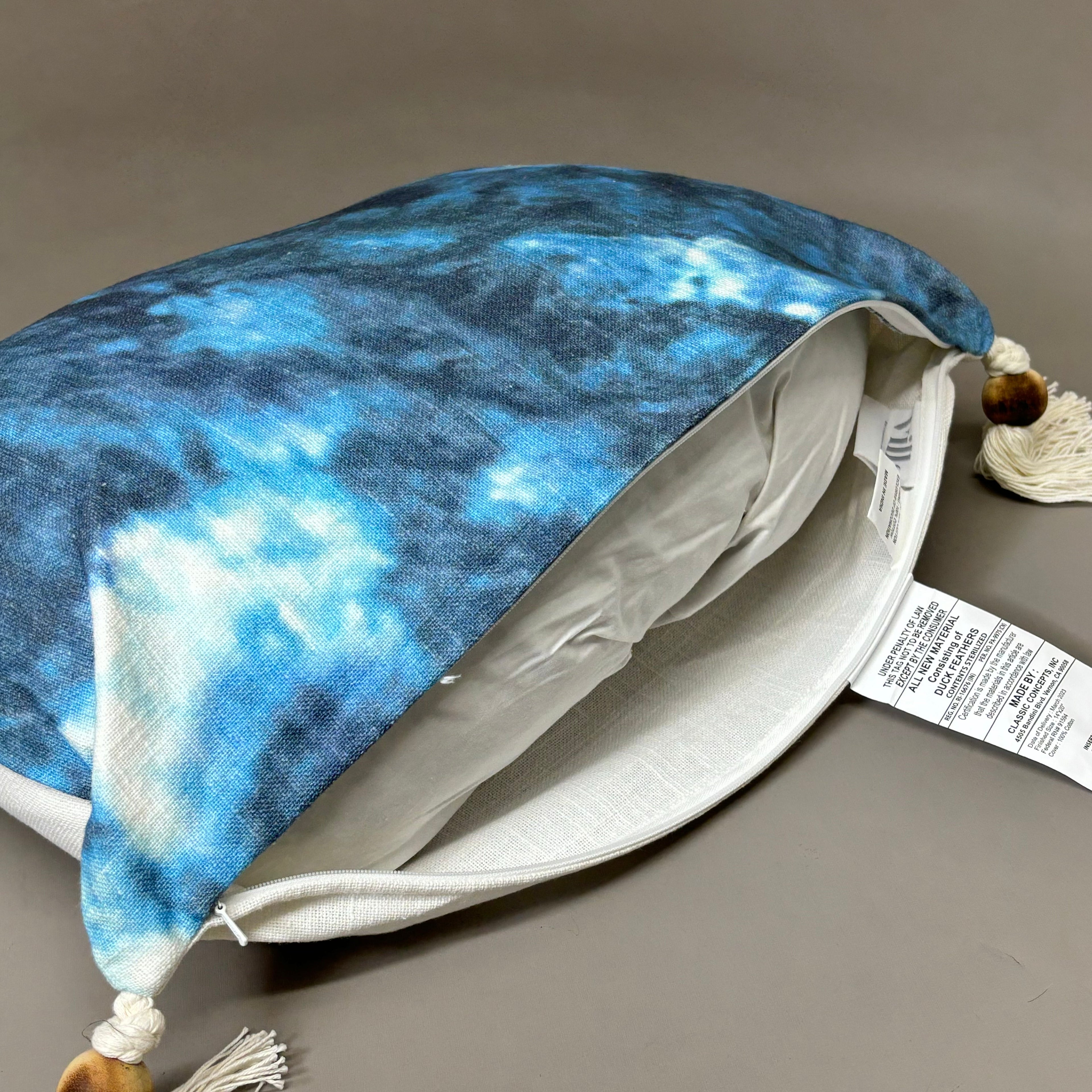 VILLA 14"x20" ST Prana Decorative Throw Pillow in Blue Multi