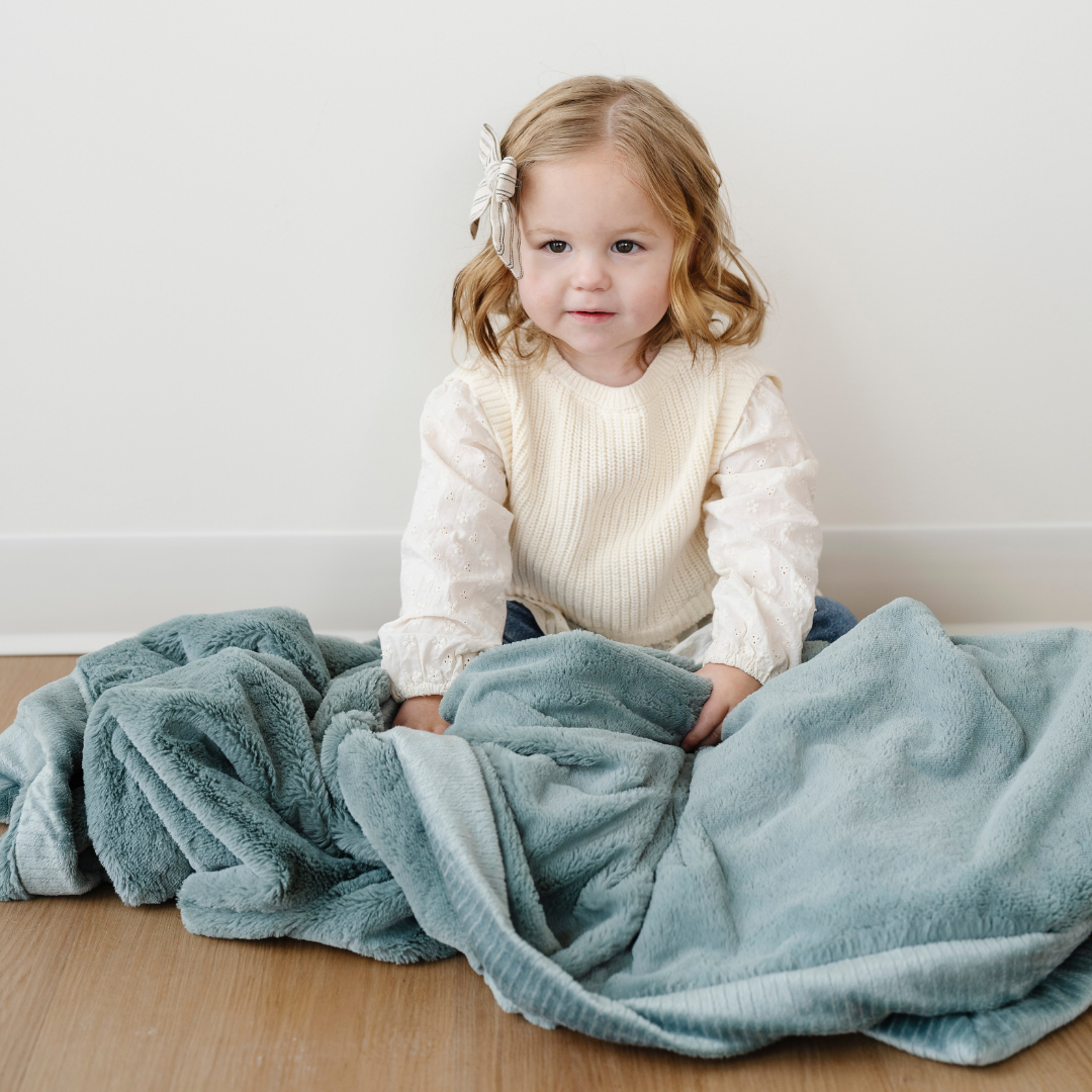 Lush Toddler Blankets by Saranoni