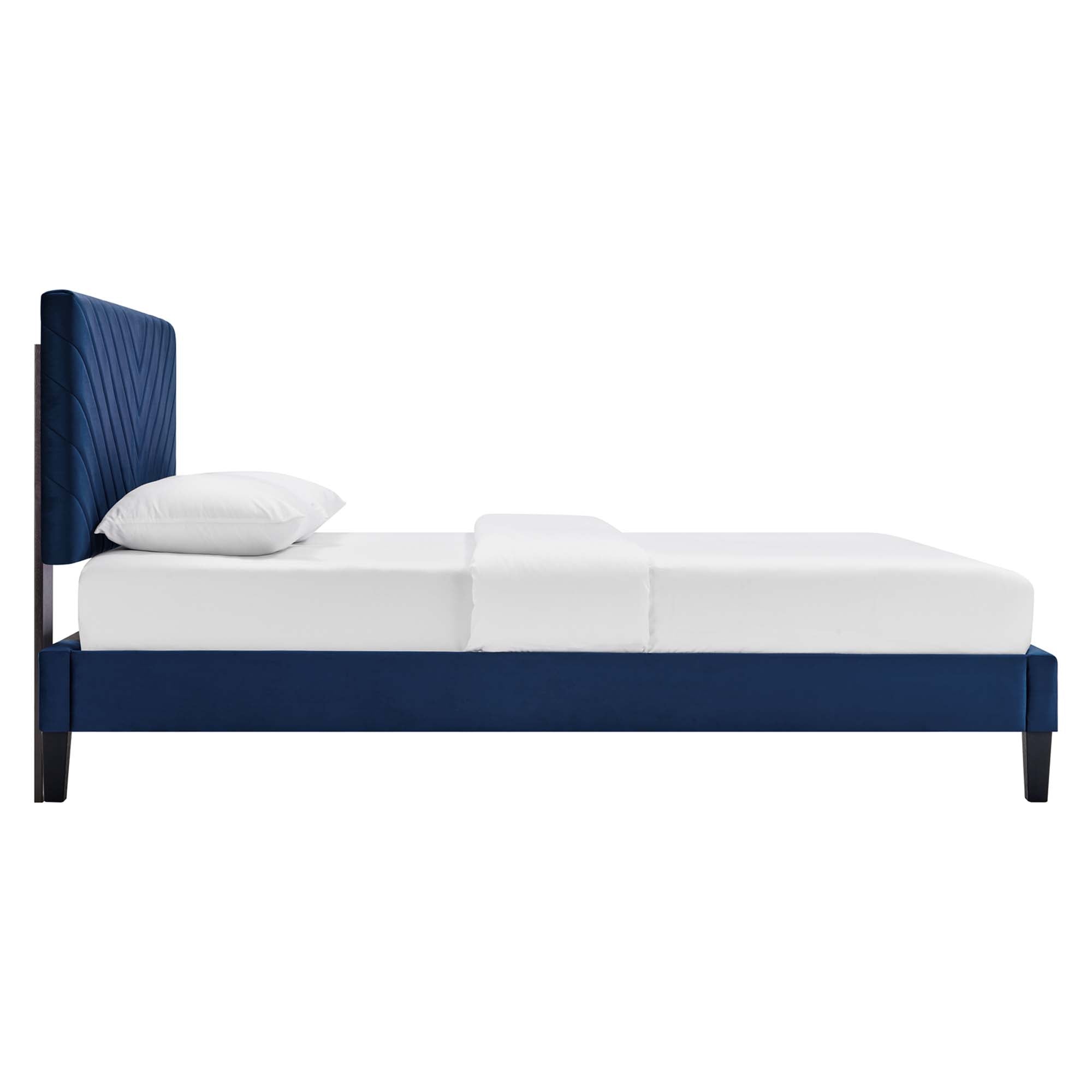 Roxanne Performance Velvet Full Platform Bed by Modway